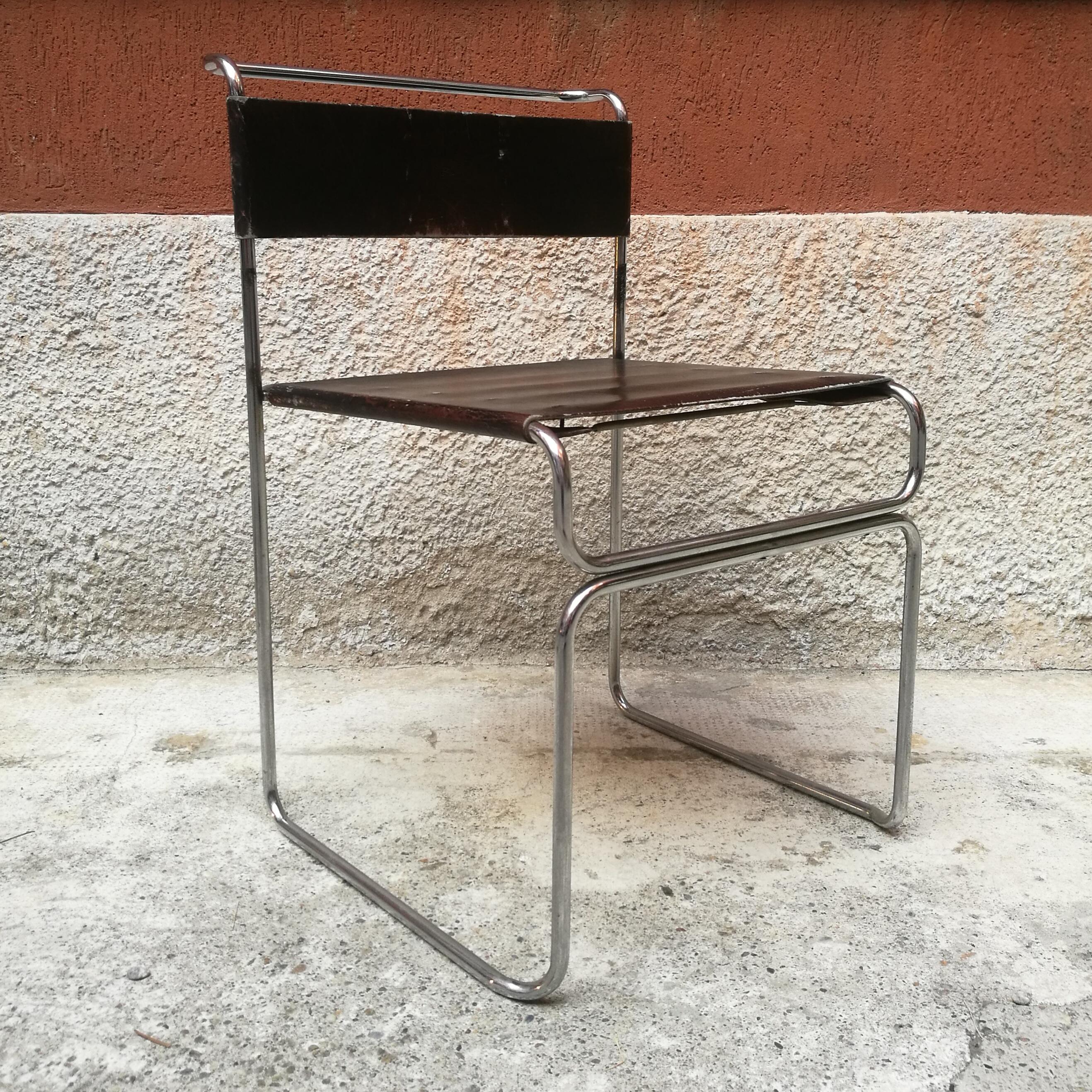 Six Libellula stackable chairs with a chromed steel structure and back leather seat
Design by Giuseppe Carini produced by Planula, 1970
Vintage condition, they have beautiful vintage leather
Stylish in a dining room and comfortable in every