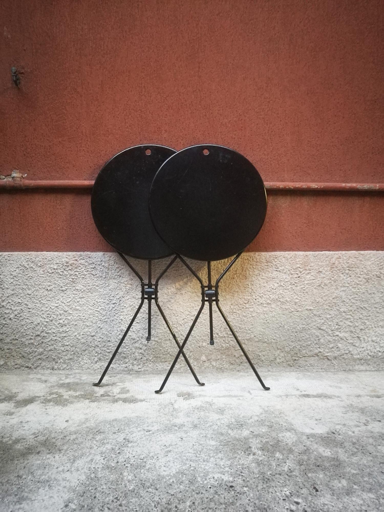 Italian steel folding table Cumano by Achille Castiglioni for Zanotta, 1978
The space-saving Cumano folding table was designed by Achille Castiglioni for the Italian manufacturer Zanotta in the year 1978.
The frame and table top Cumano folding