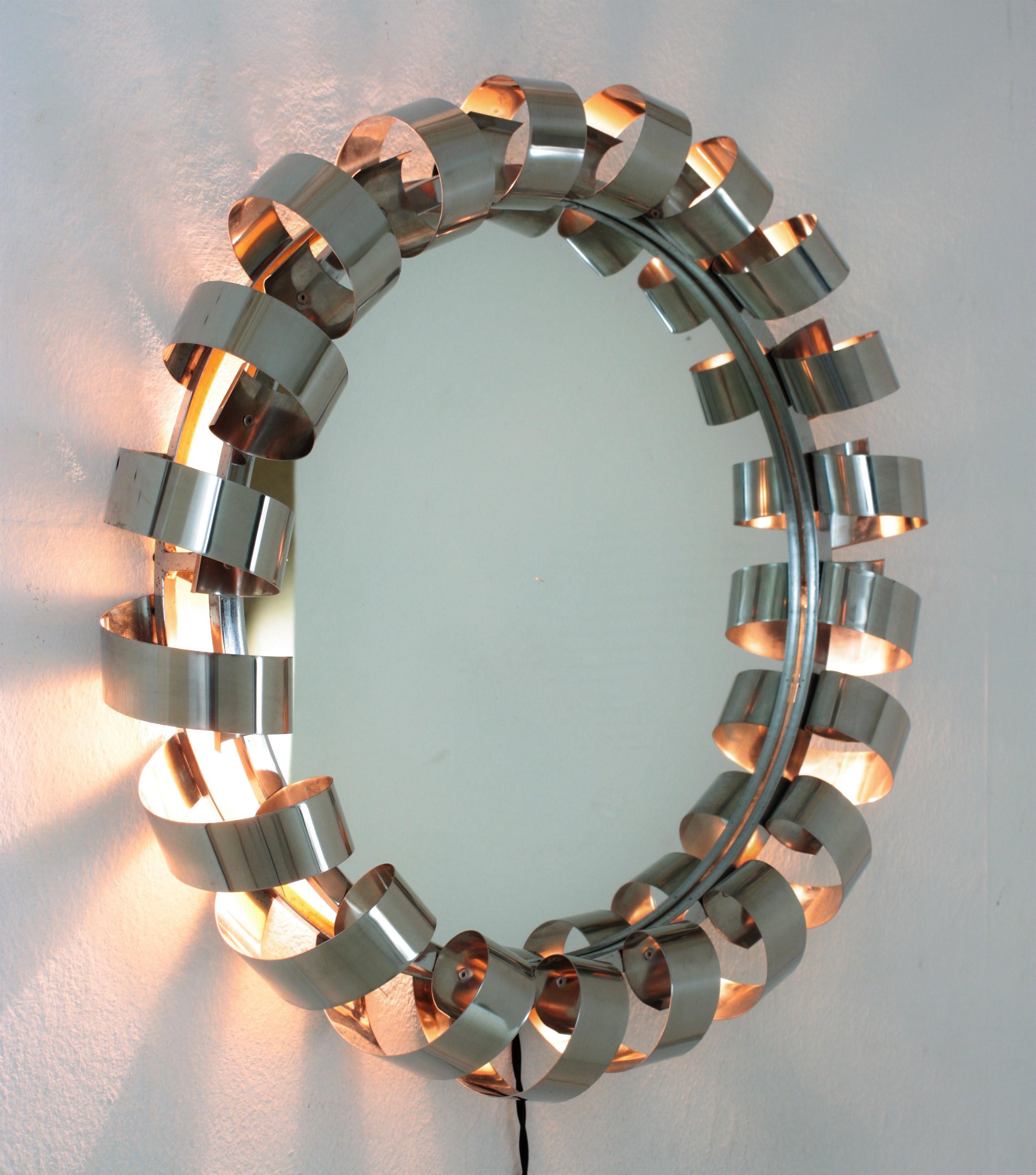 Italienischer Mid-Century-Spiral-Wandspiegel mit Hintergrundbeleuchtung aus Stahl im Angebot 3