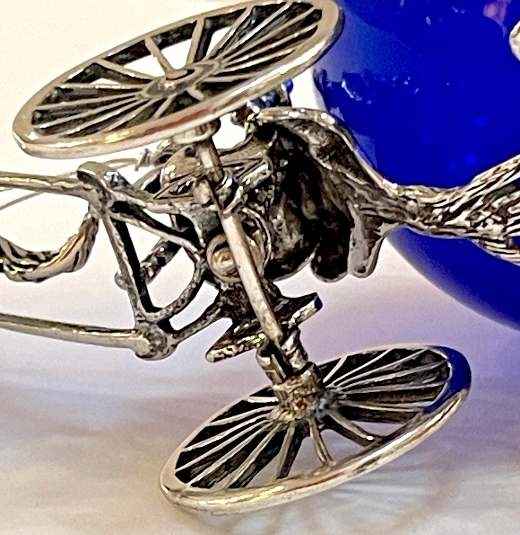 Italian Sterling and Cobalt Murano Glass Fantasy Model of a Horse & Carriage For Sale 3