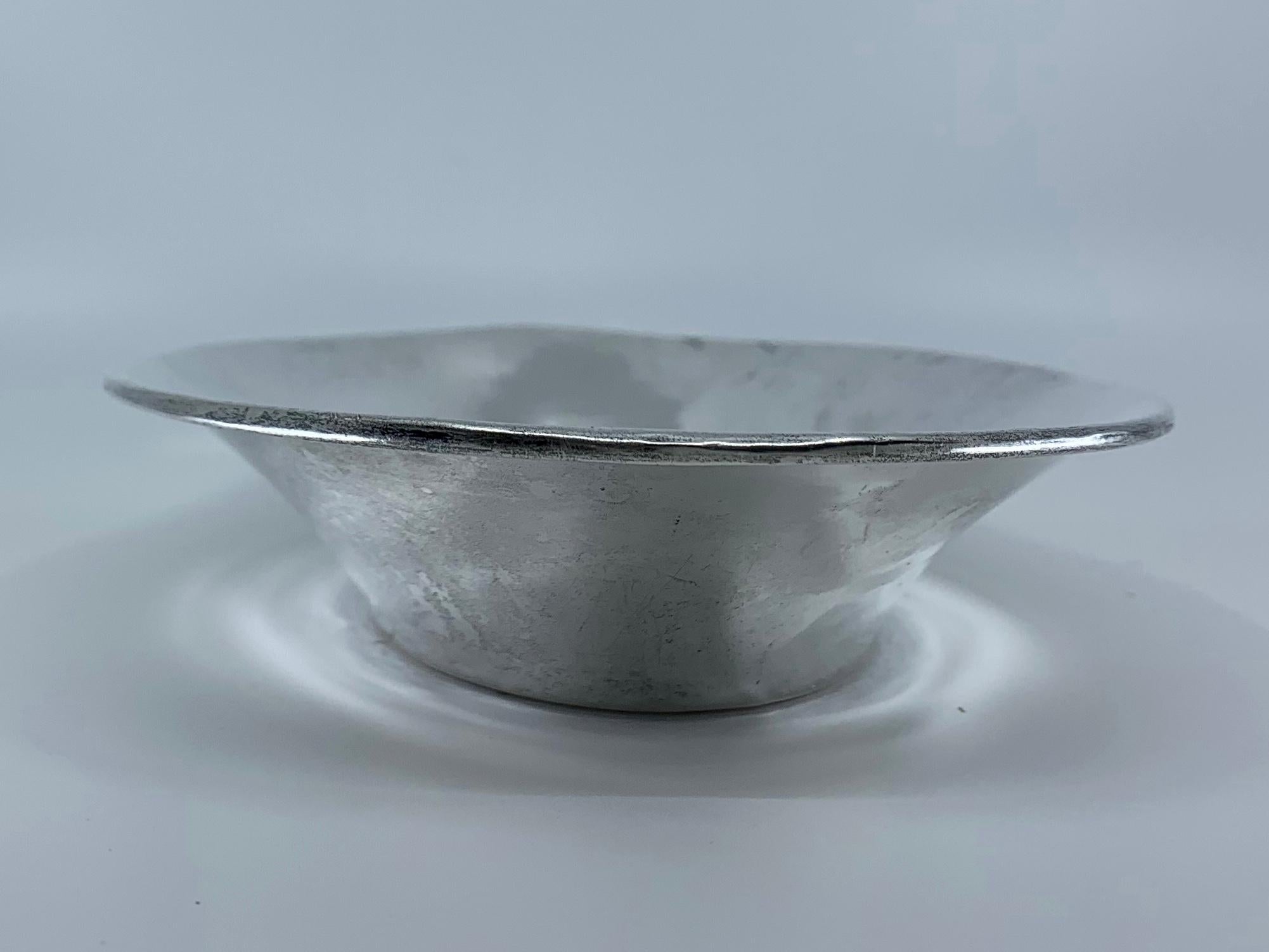 Italian Sterling Bread Plate In Good Condition For Sale In New York, NY