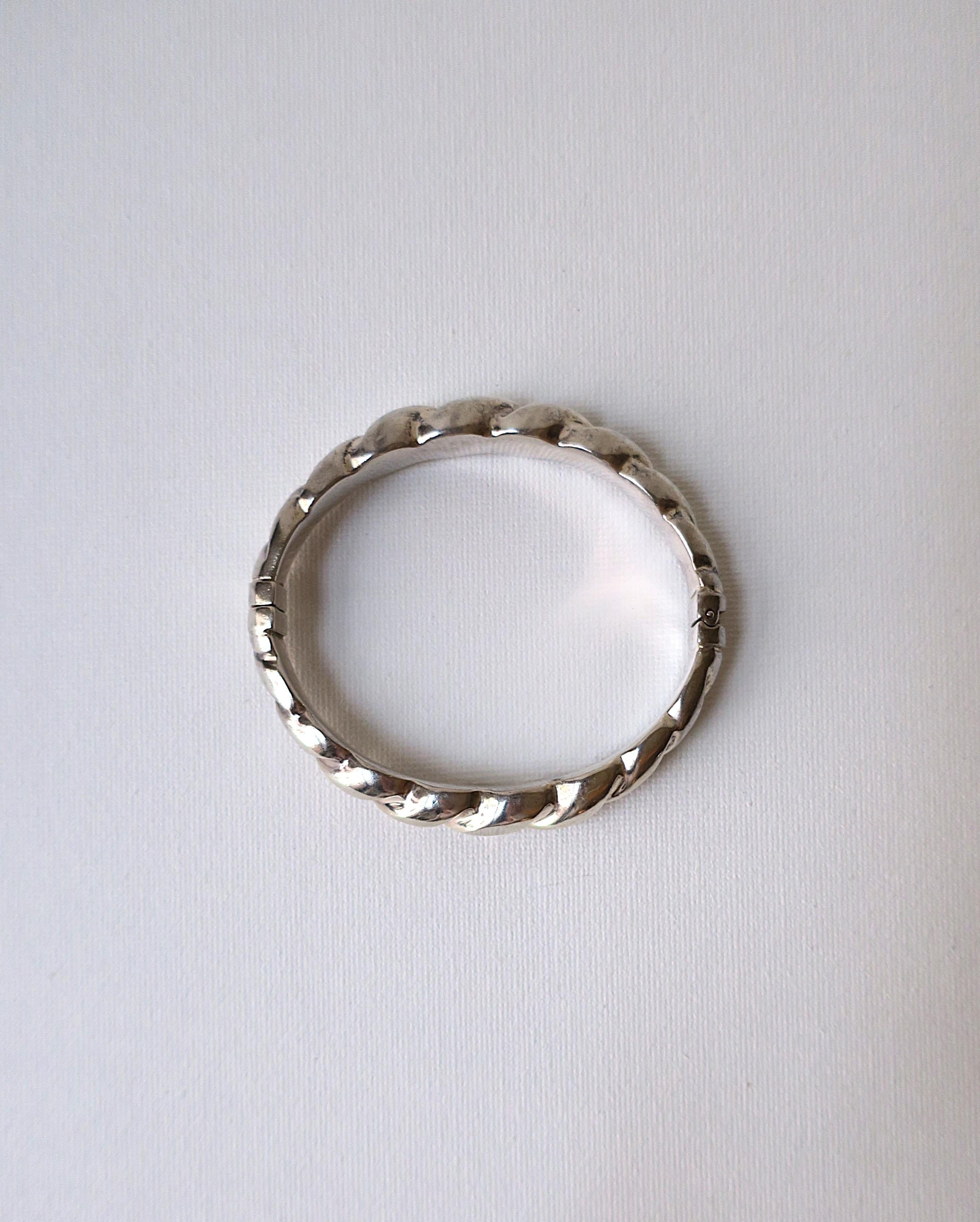 Italienisches Sterlingsilber-Armband im Zustand „Gut“ in New York, NY