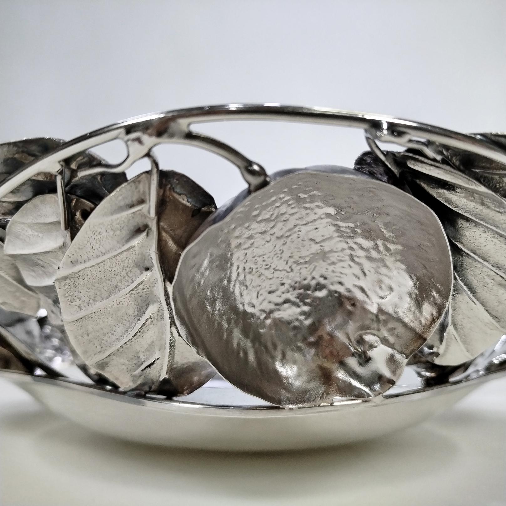 Italian Sterling Silver Centerpiece with lemons For Sale 6