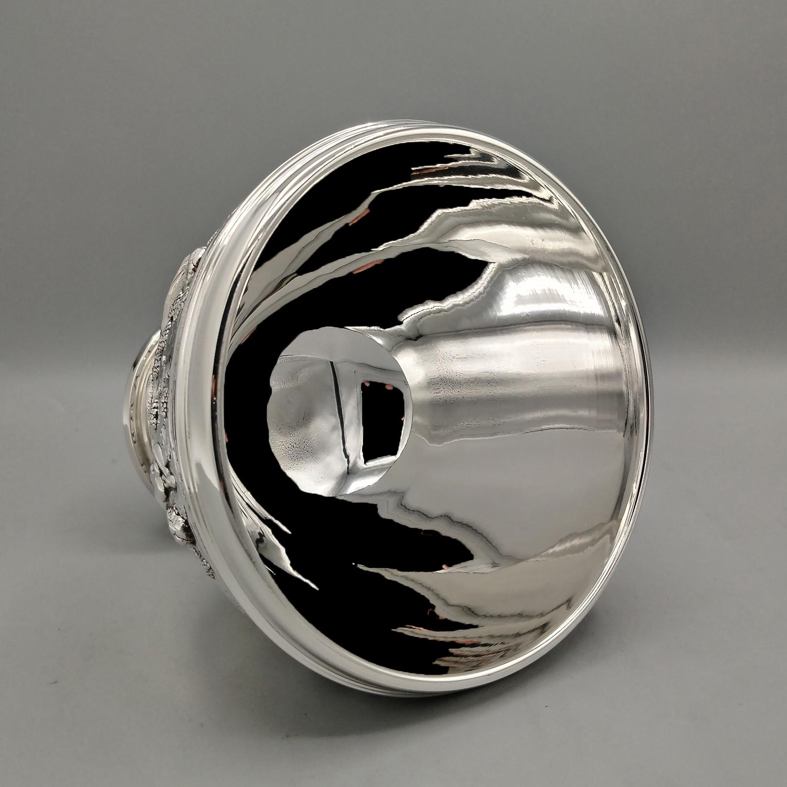 Coupe décorative en argent italien sur pied en vente 5