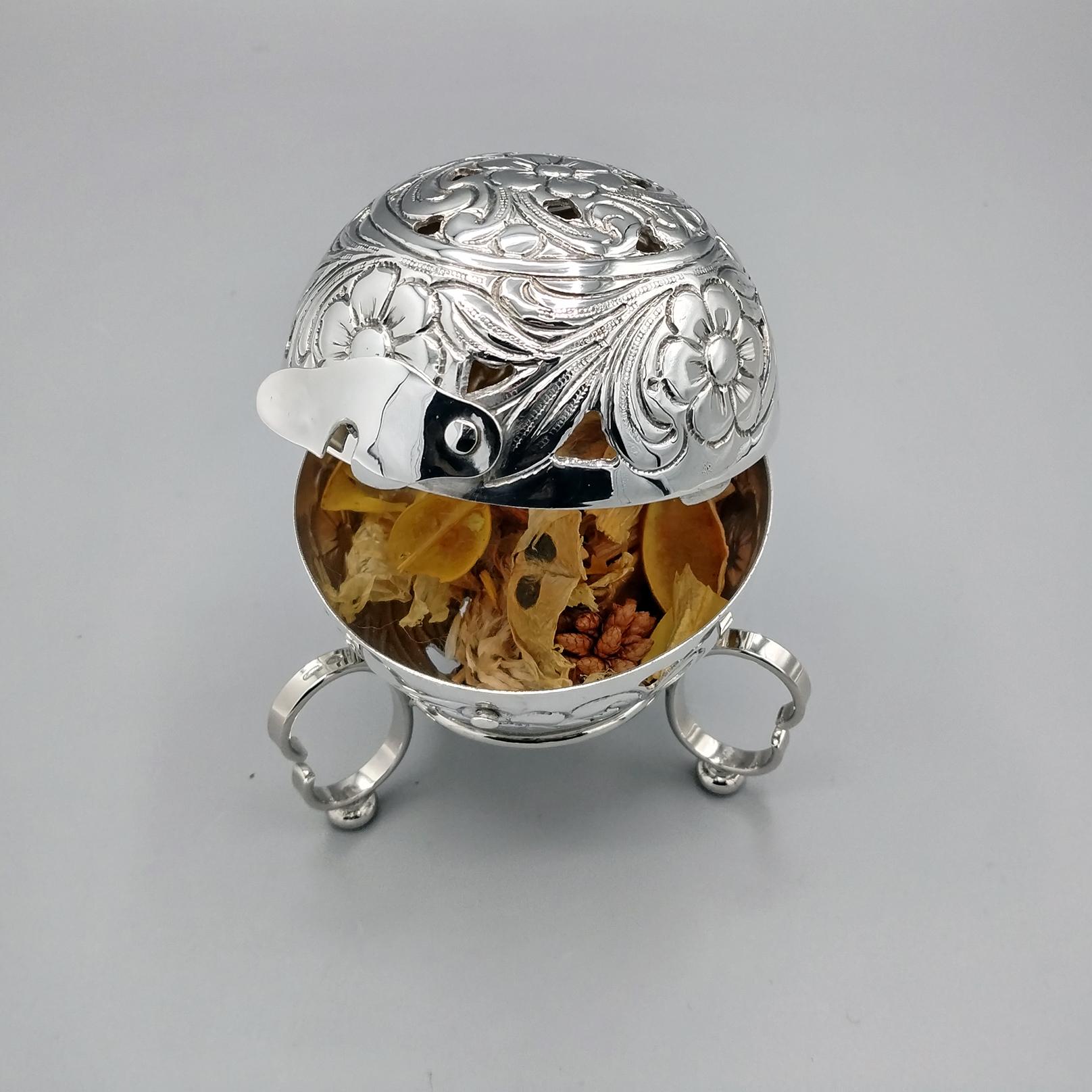 Portaesencias redondo de plata de ley italiana Contemporáneo en venta