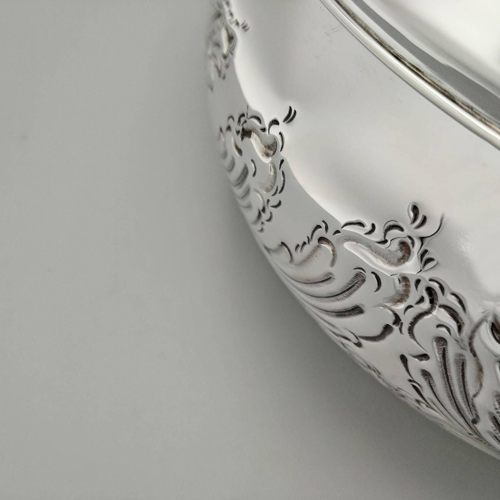 Caja decorativa de plata de ley italiana hecha a mano en venta 6