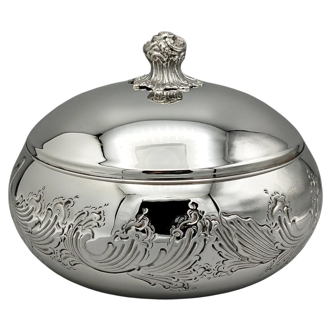 Caja decorativa de plata de ley italiana hecha a mano
