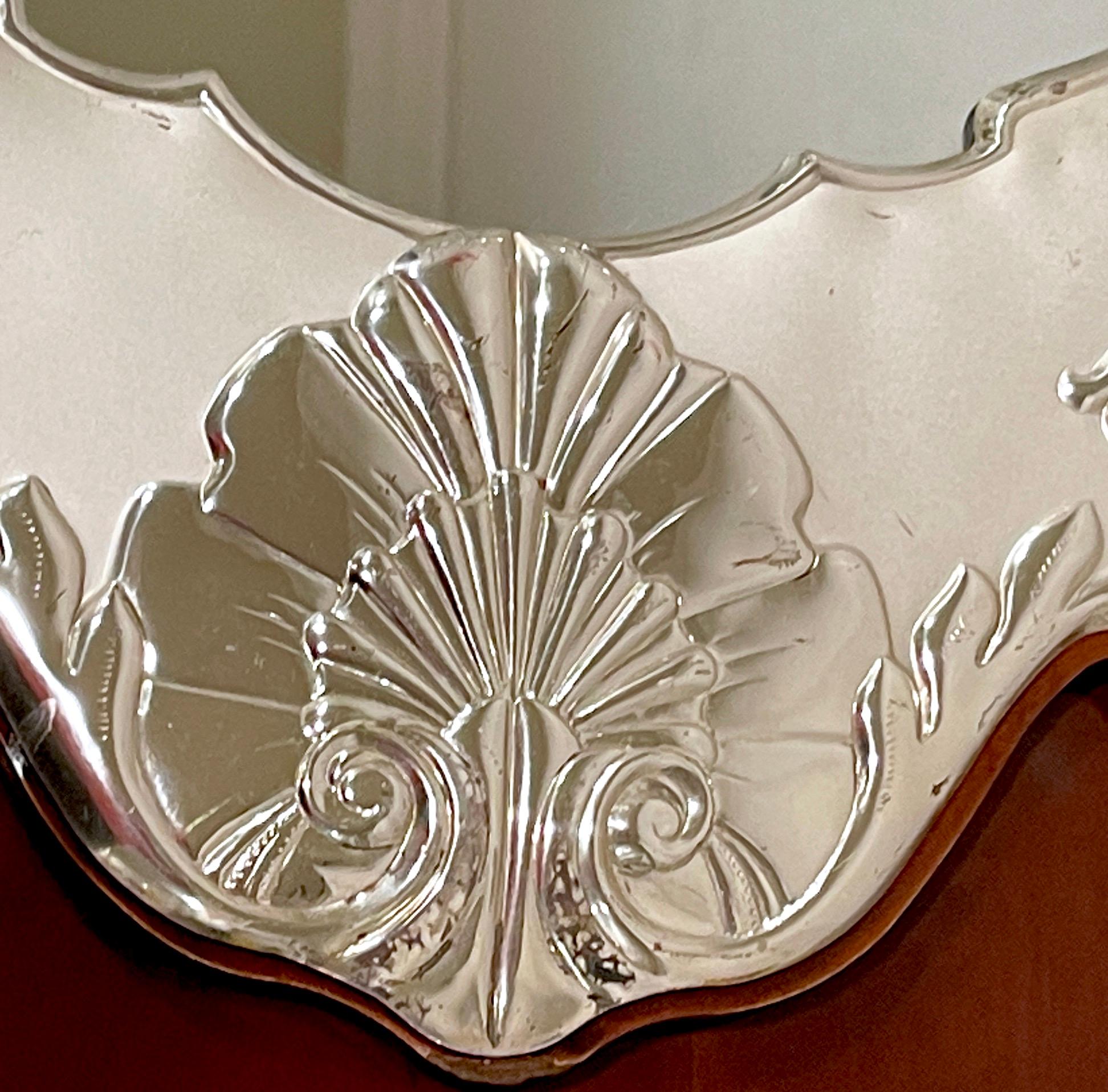 Espejo de pared italiano de plata de ley de estilo neoclásico Plata esterlina en venta