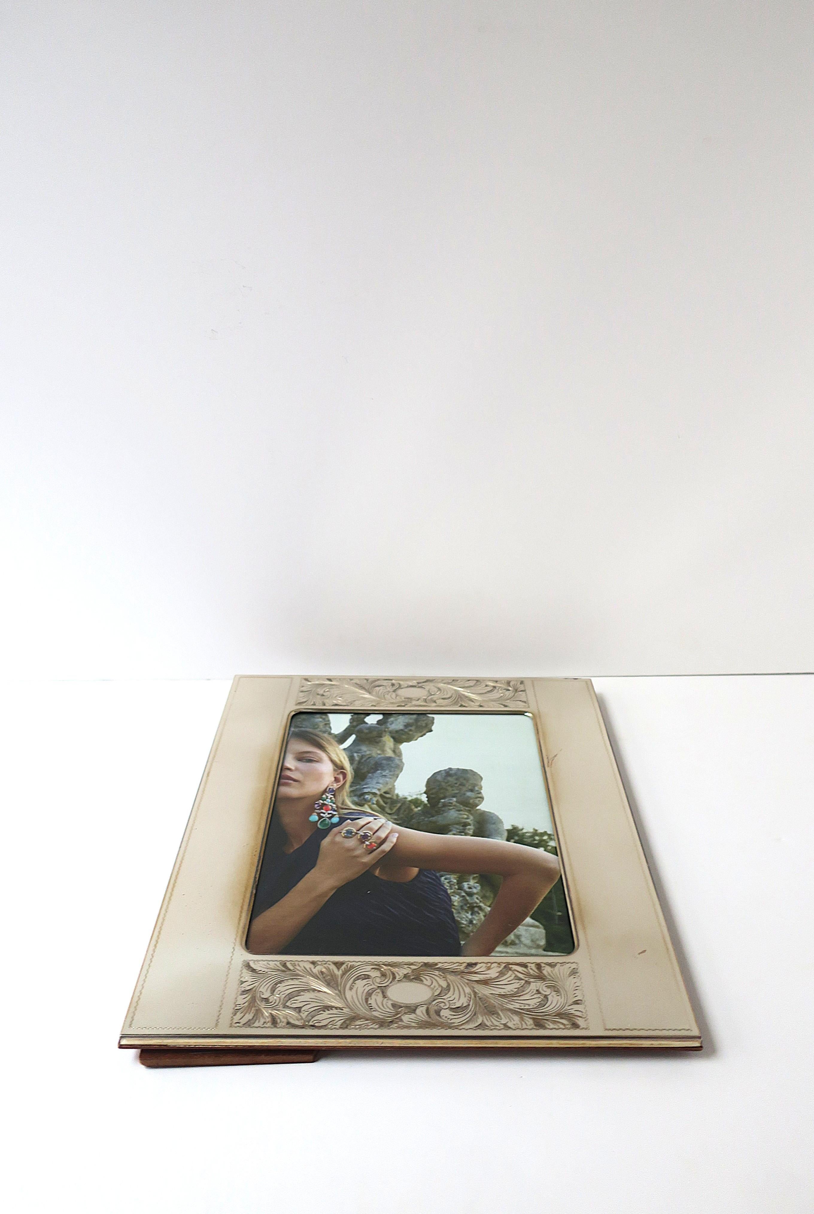20th Century Italian Sterling Silver Picture Frame For Sale