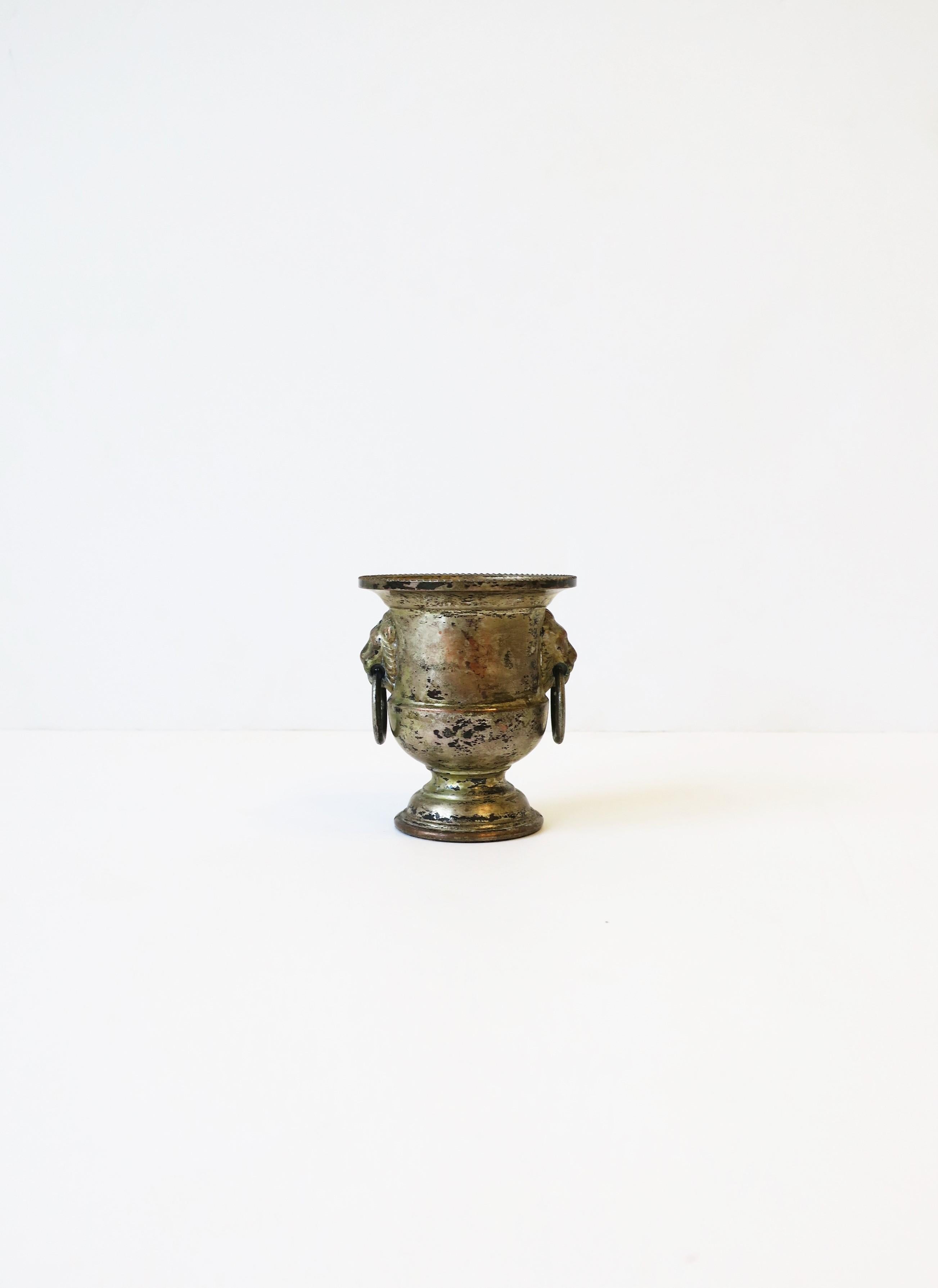 A small Italian sterling silver plate Regency style urn with Lion head and loop detail, circa 20th-century, Italy. A great piece for any bar, bar cart, entertaining, etc. to hold appetizer picks or other items, etc. Marked on bottom as shown in