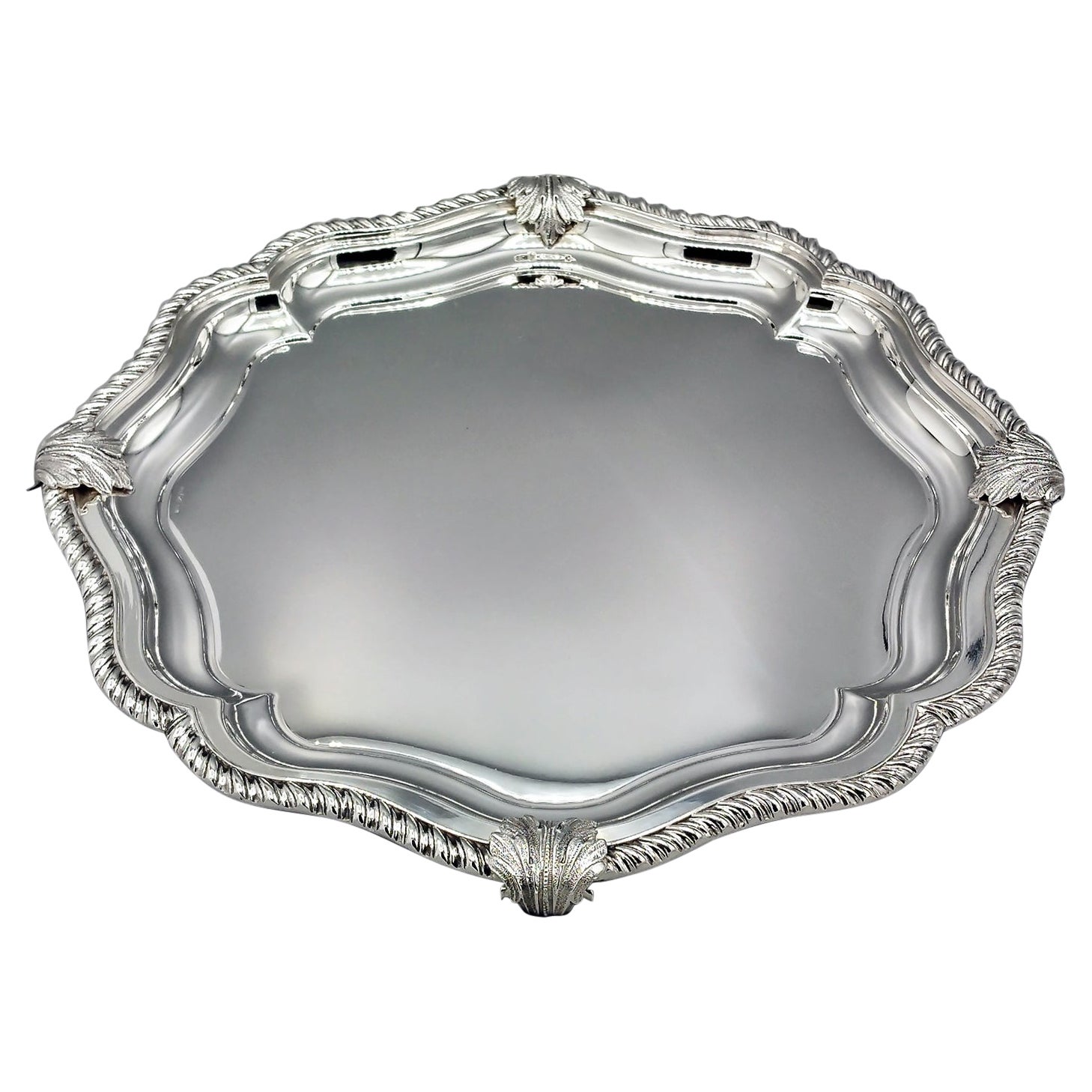 Italian Sterling Silver Queen Ann Style Salver in vendita