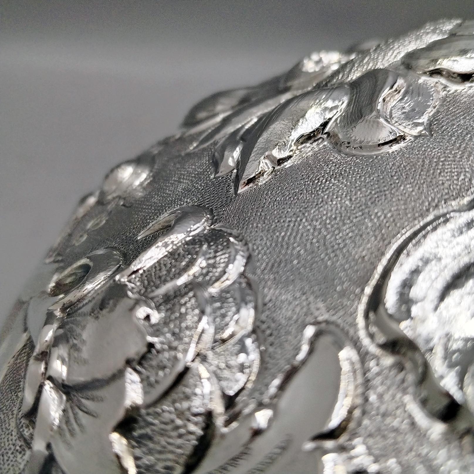 Italian Sterling Silver round box with sunflowers For Sale 2