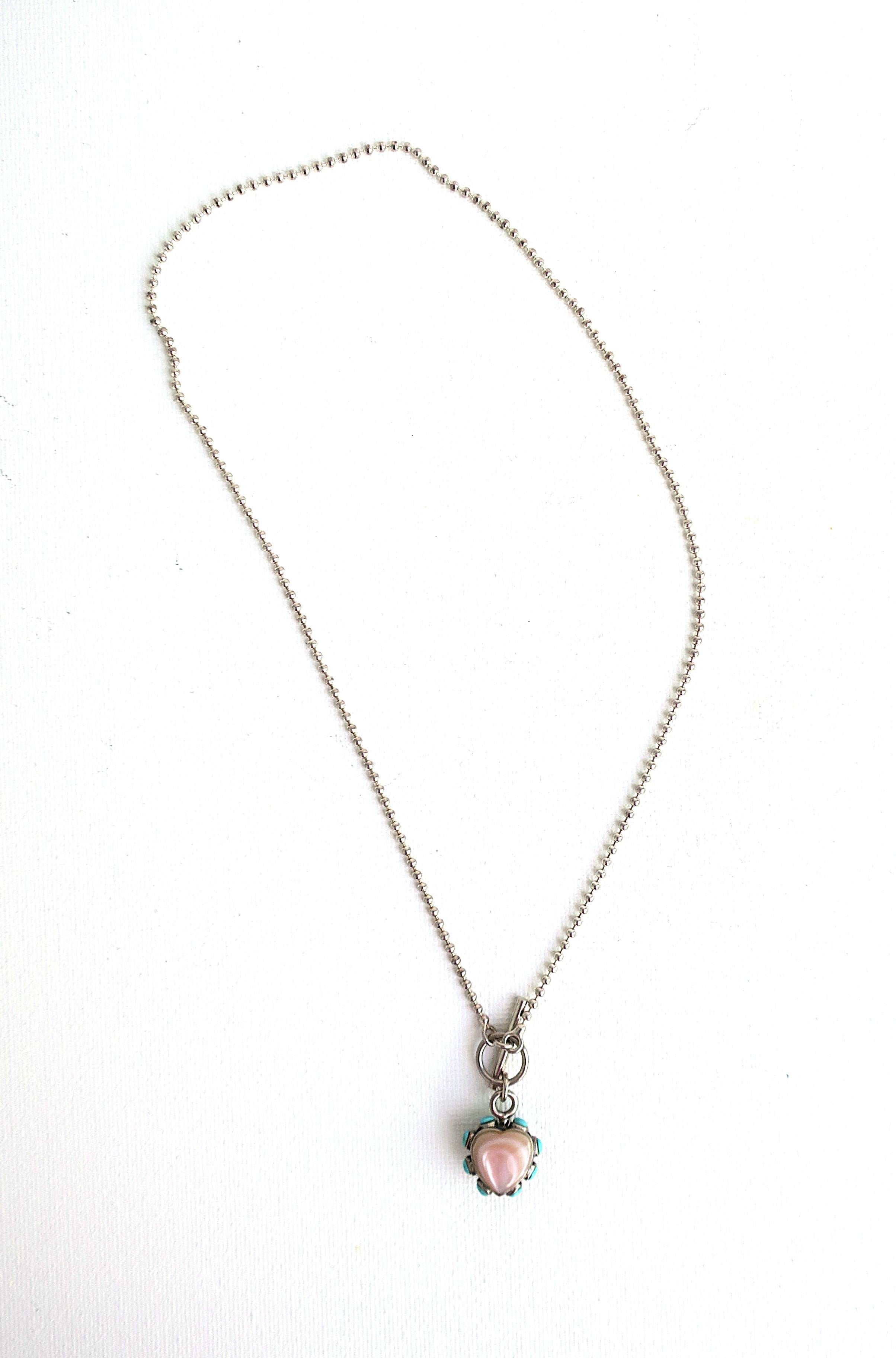 Taglio rotondo Collana con cuore in turchese in argento sterling italiano in vendita