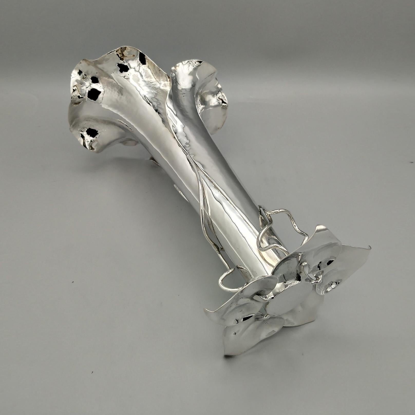 italian Sterling Silver Vase in vendita 2