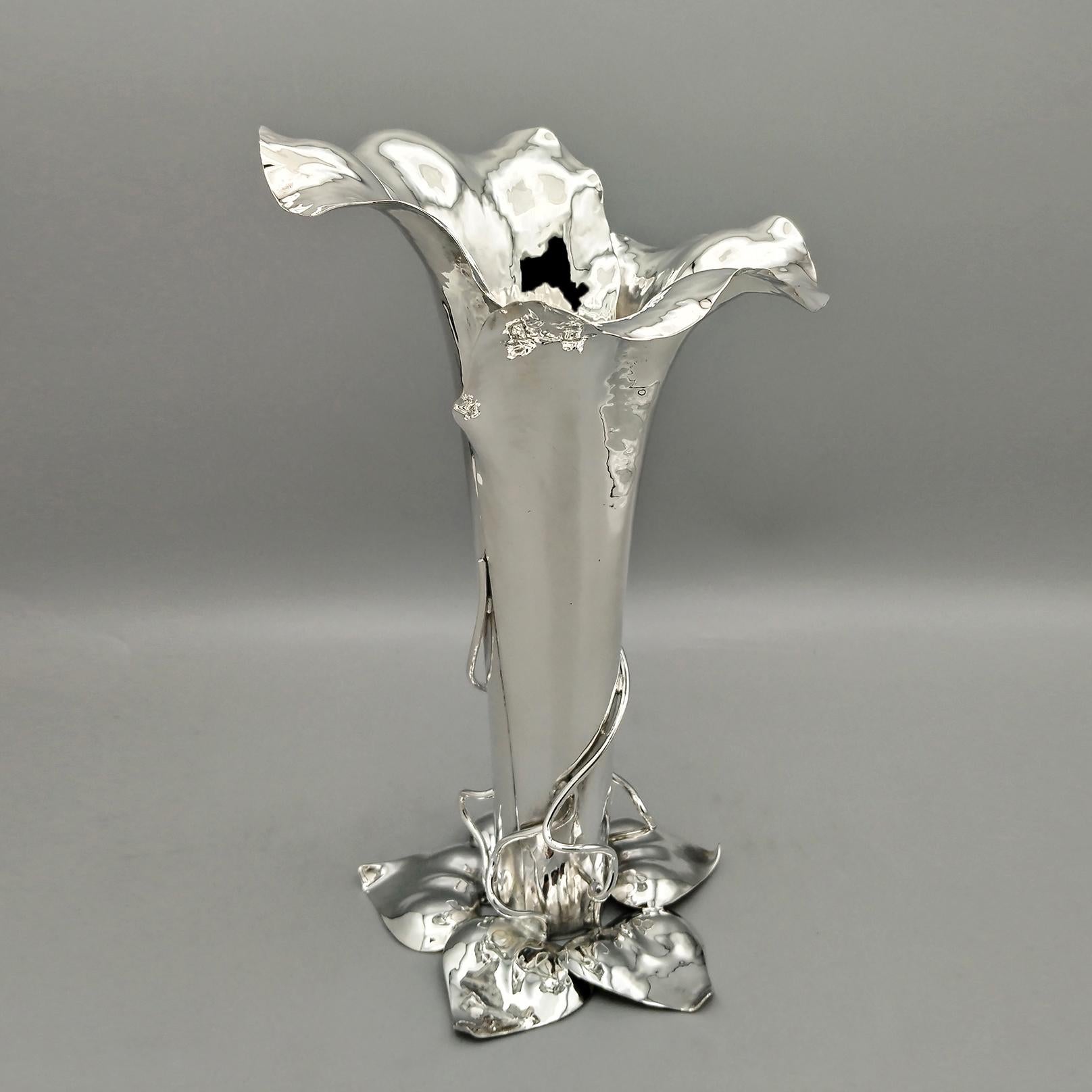 italian Sterling Silver Vase in vendita 6