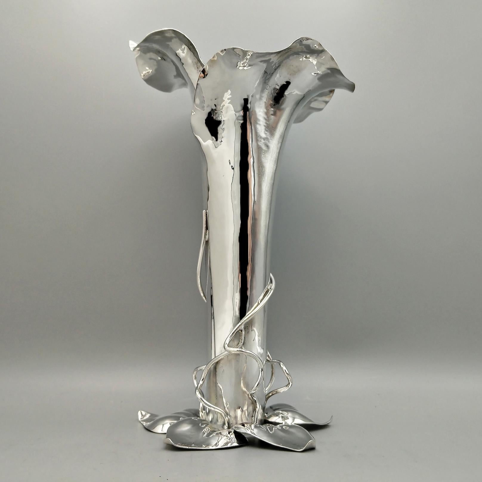Altro italian Sterling Silver Vase in vendita