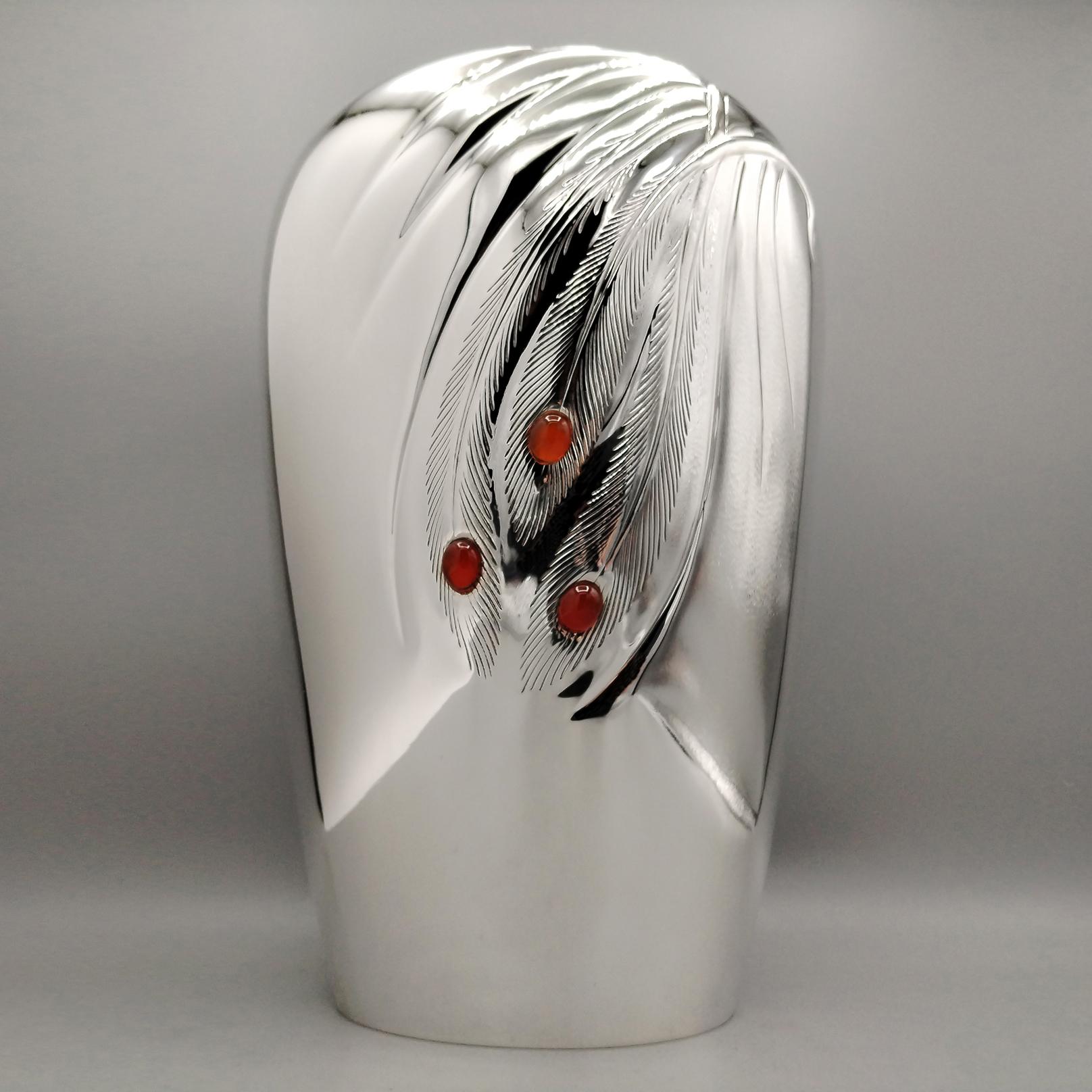 Hand-Crafted Italian Sterling silver vase with feathers design and carnelian stones For Sale