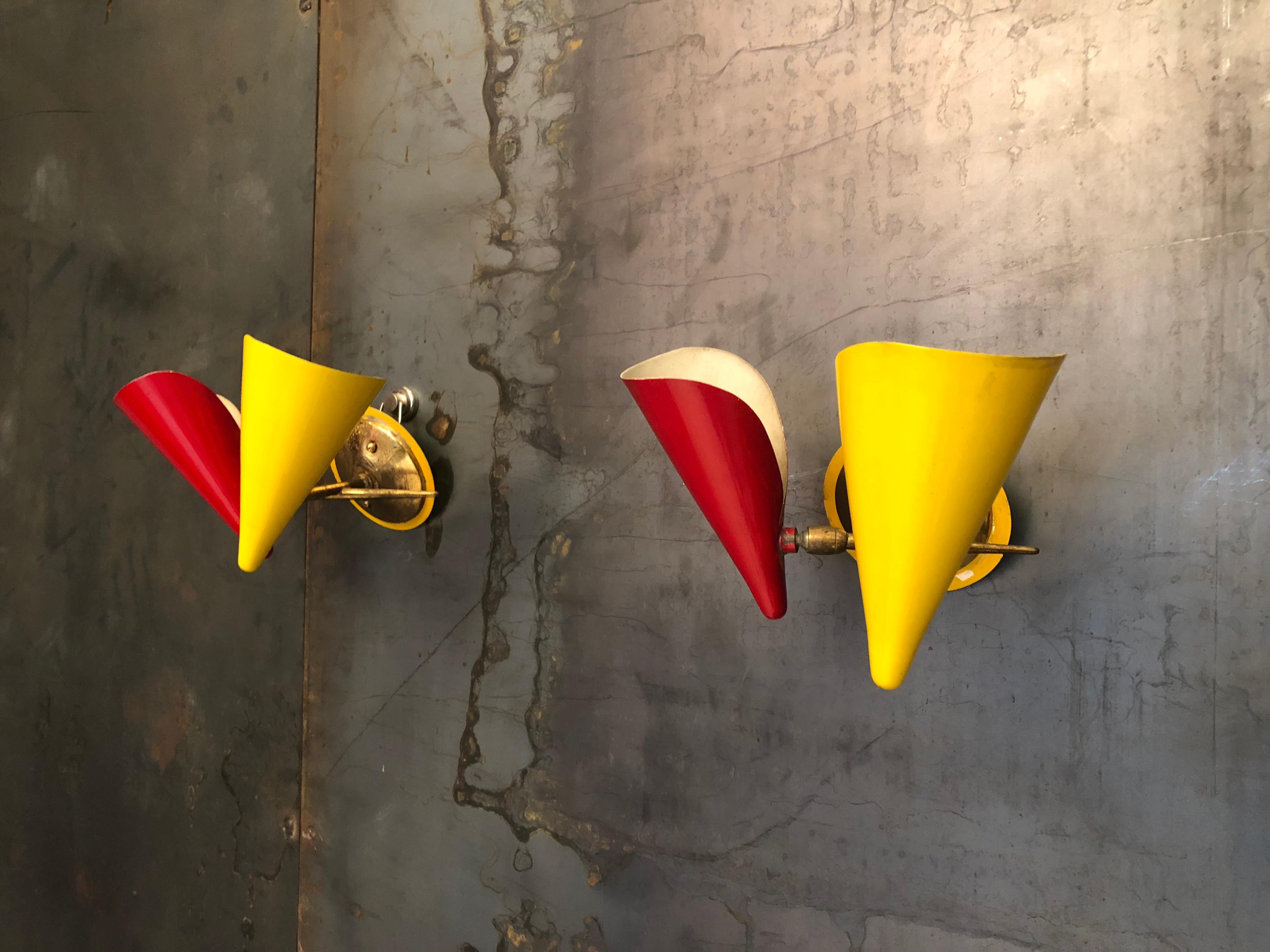 Italian Stilnovo Brass and Lacquered Metal Sconces with Double Cones, 1950s For Sale 9