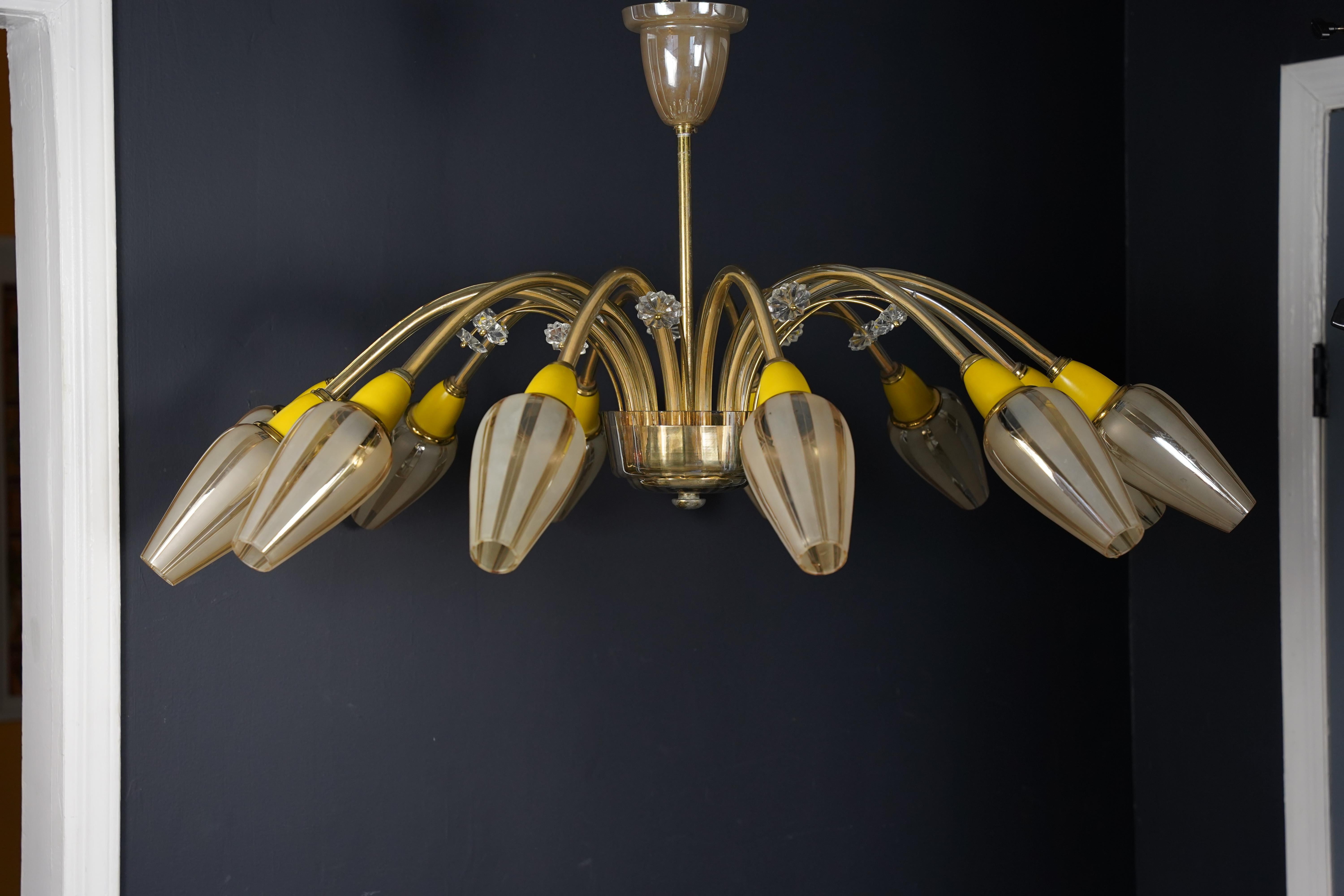 Mid-Century moderno Lampadario italiano Stilnovo Sputnik, Italia, 1950 in vendita