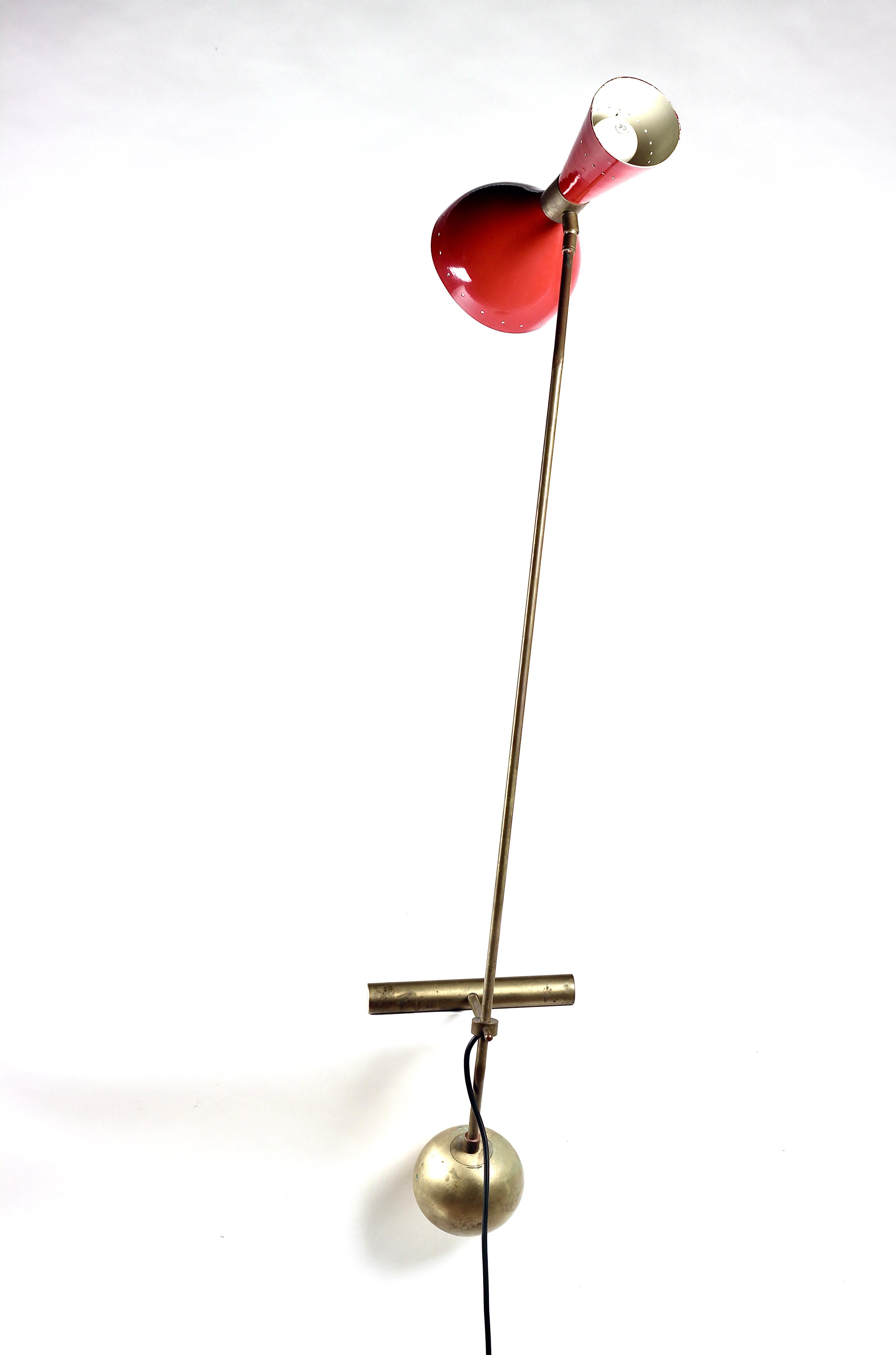 Mid-Century Modern Lampe de bureau italienne à contrepoids de style Stilnovo, Ligurie, années 1950 en vente