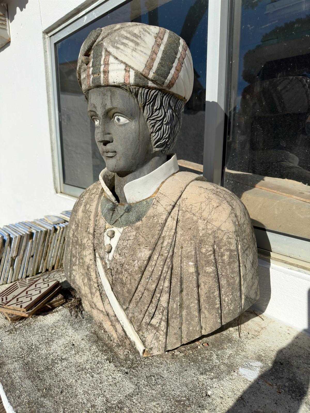 Italienische Steinskulptur des frühen 20. Jahrhunderts im Zustand „Gut“ im Angebot in Madrid, ES