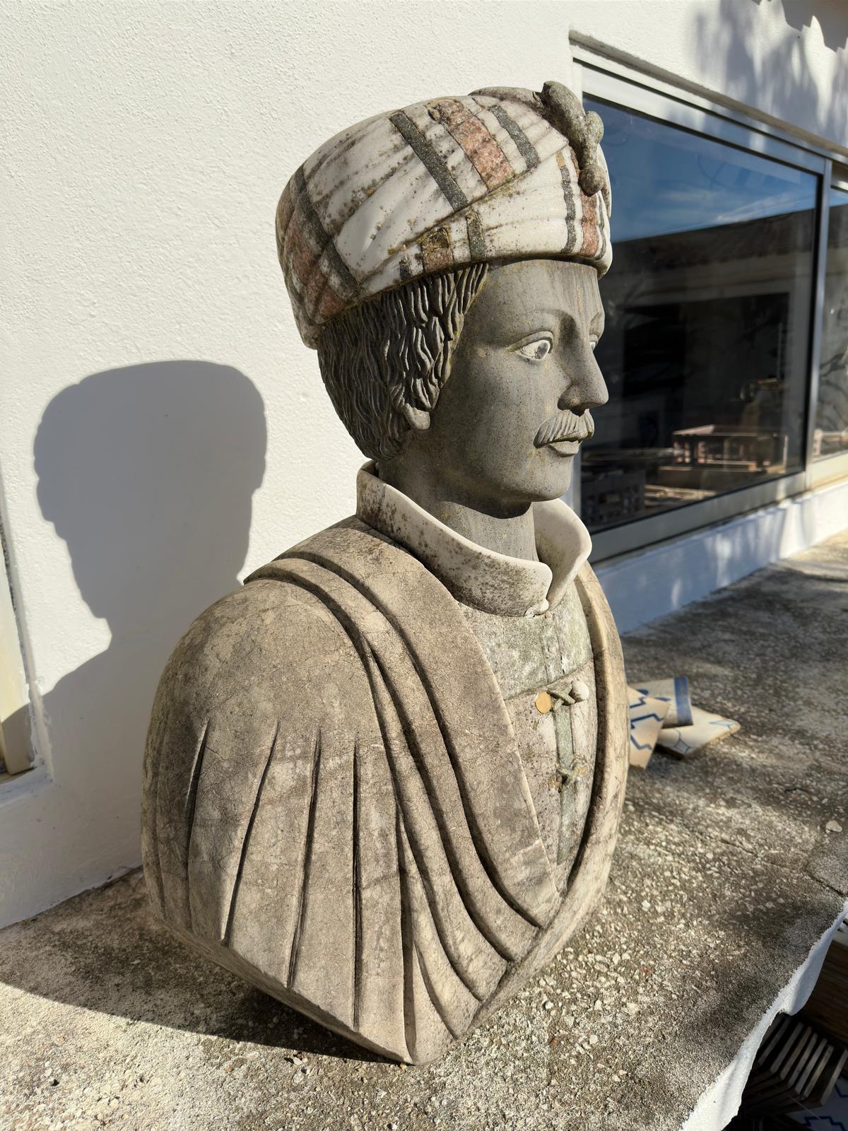Sculpture italienne en pierre Début du 20e siècle Bon état - En vente à Madrid, ES