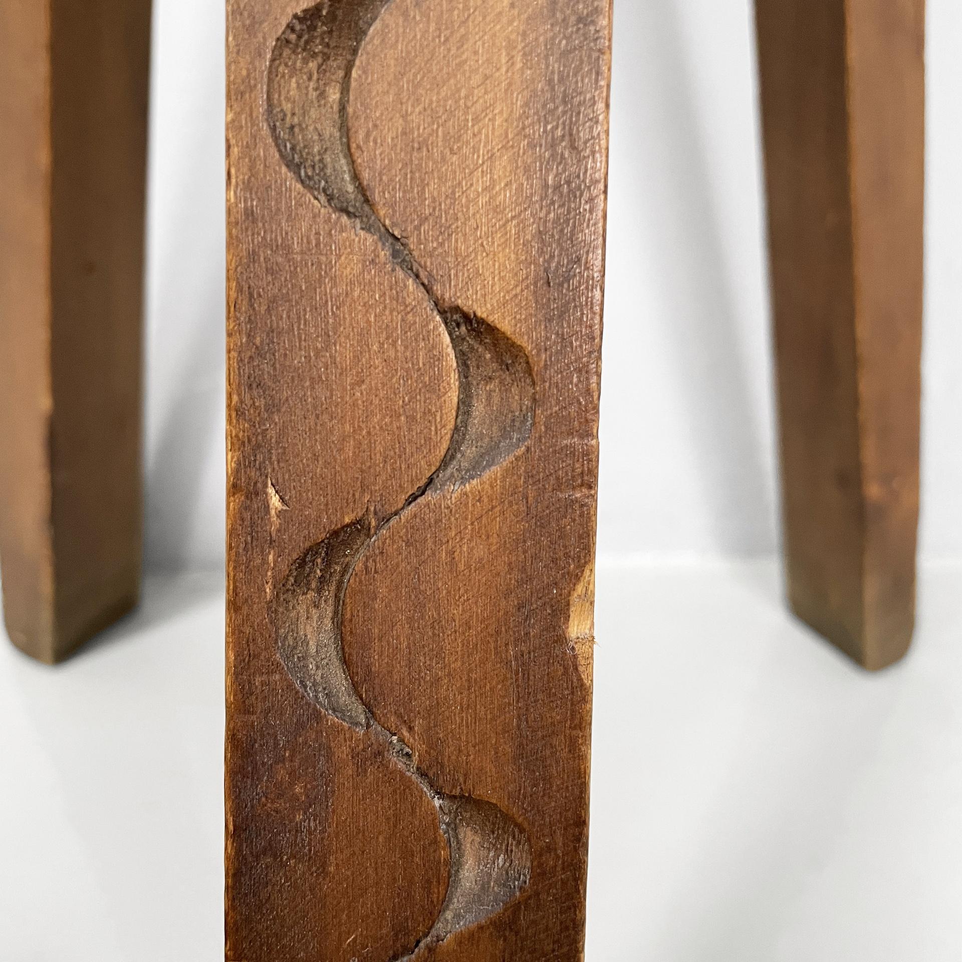 Italian stool with carved decorations in wood, 1970s in vendita 9