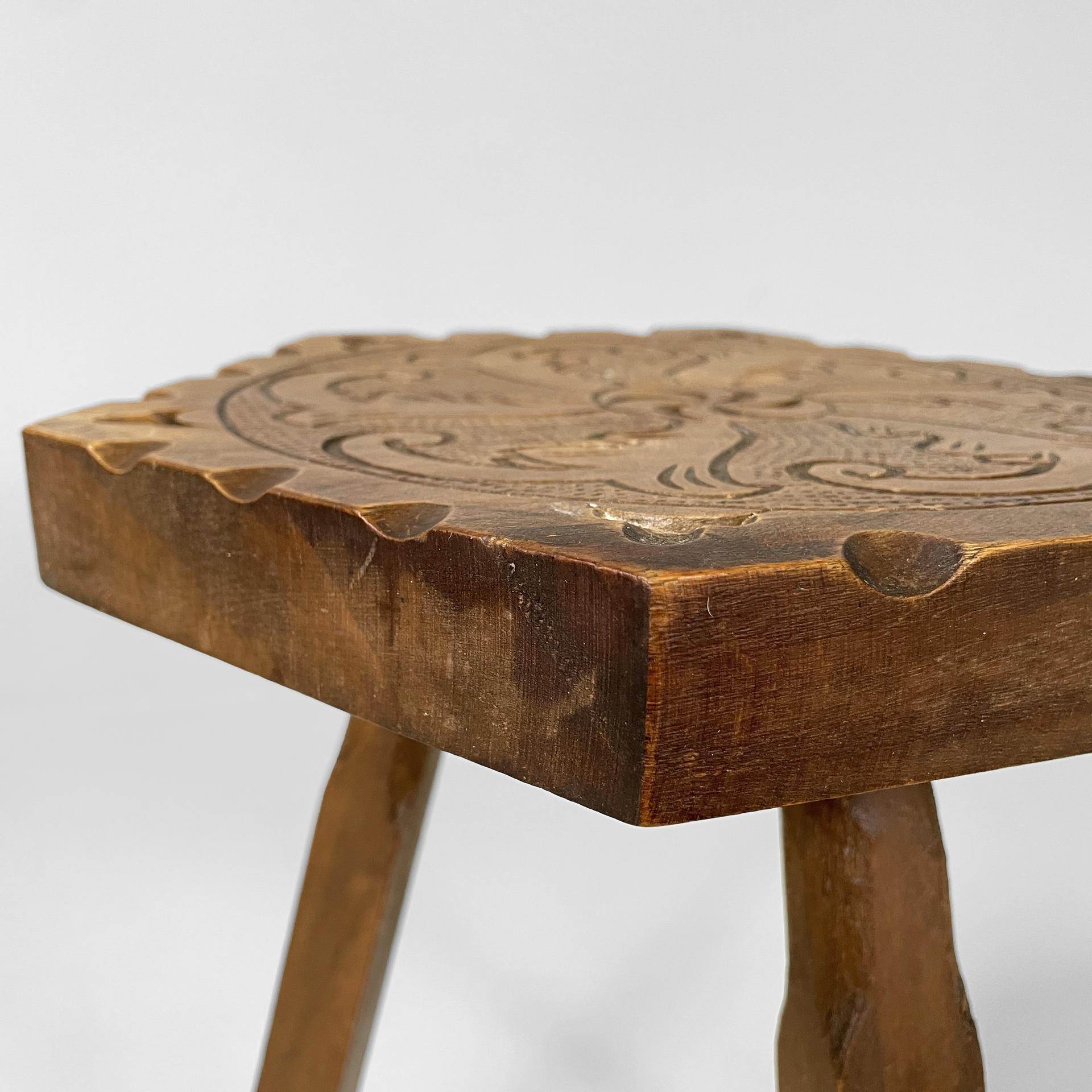 Legno Italian stool with carved decorations in wood, 1970s in vendita