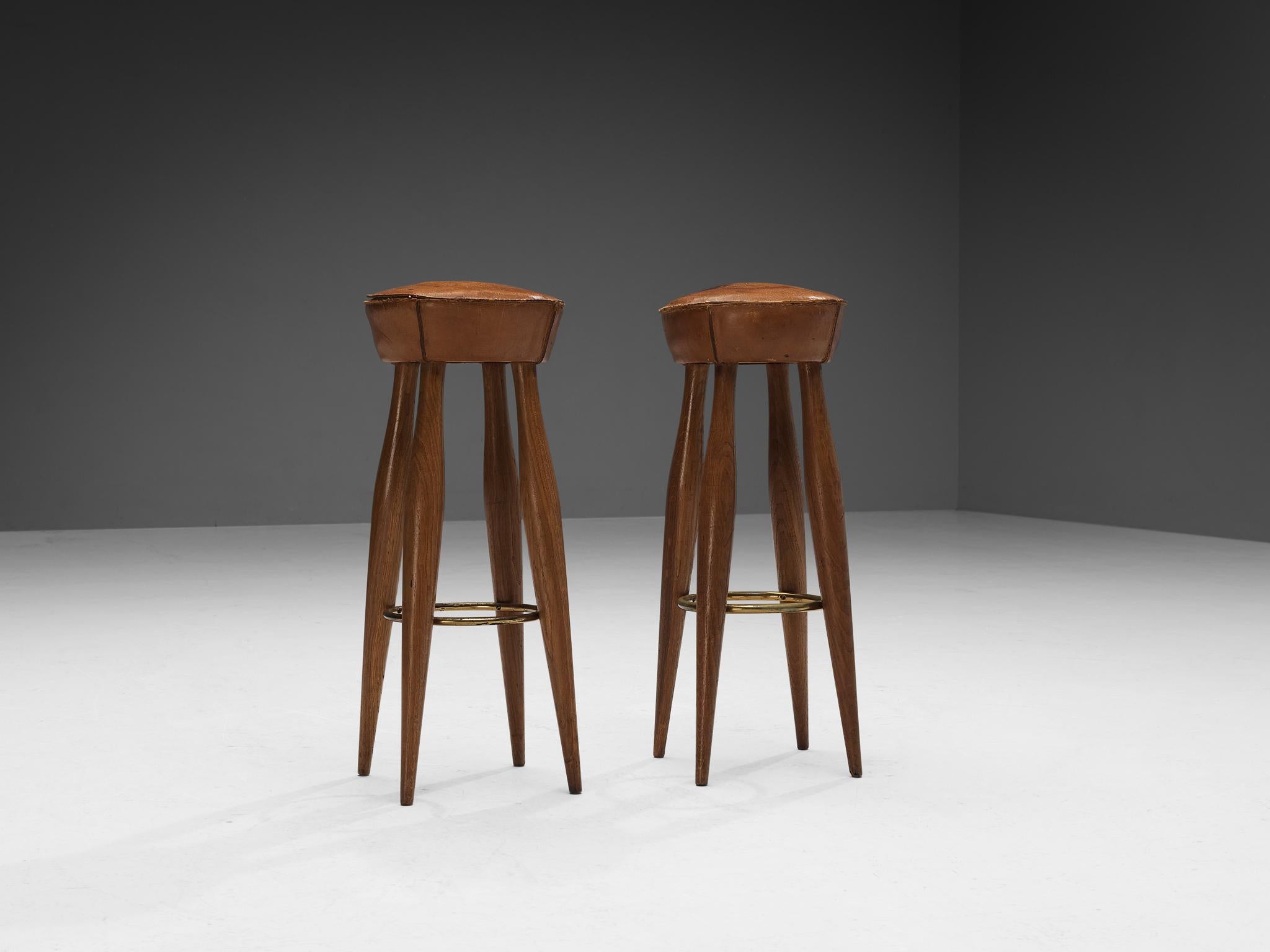 Italian Stools in Oak and Cognac Leather  For Sale 1