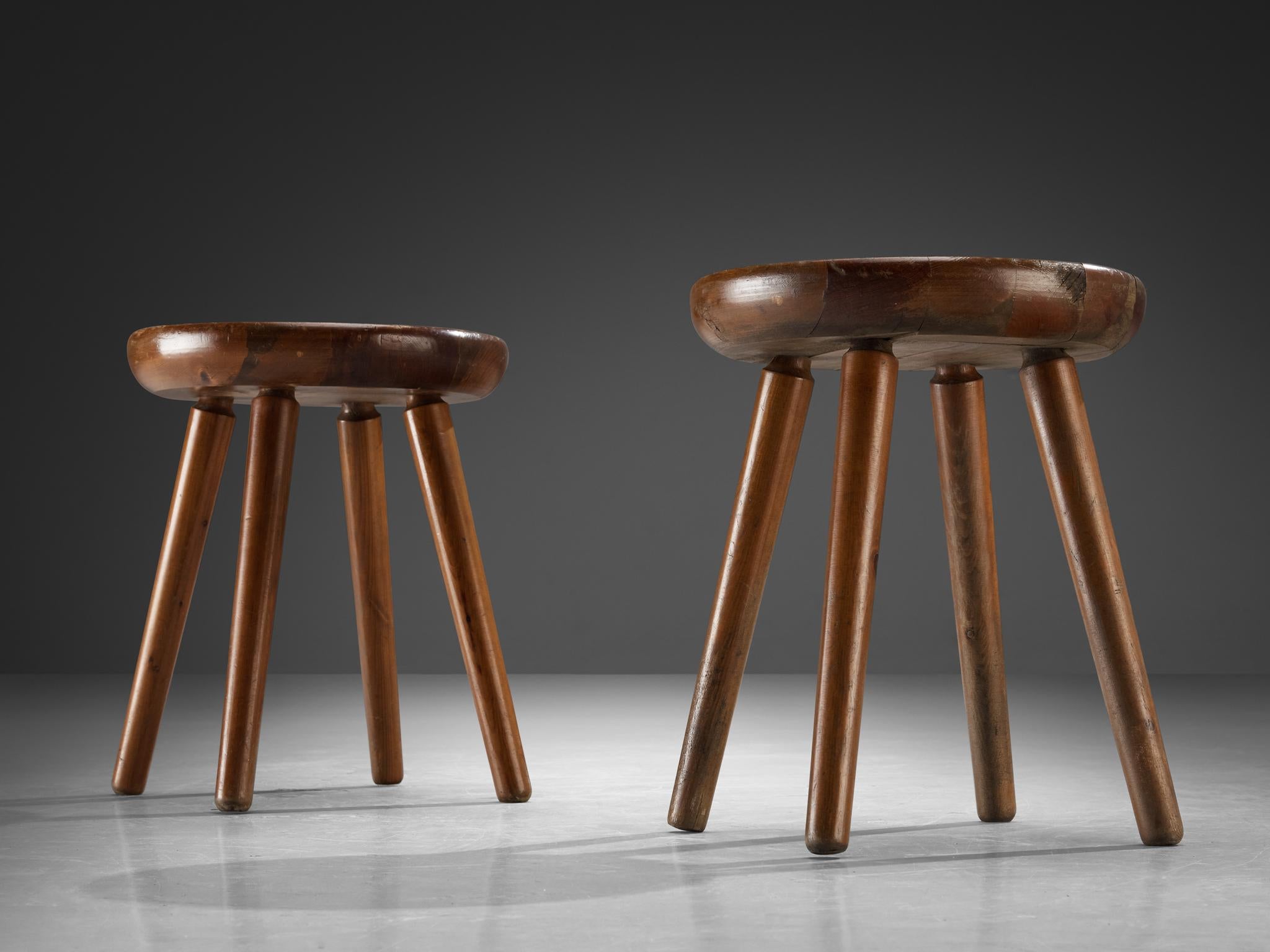 Mid-Century Modern Tabourets ou tables d'appoint italiens en pin massif en vente