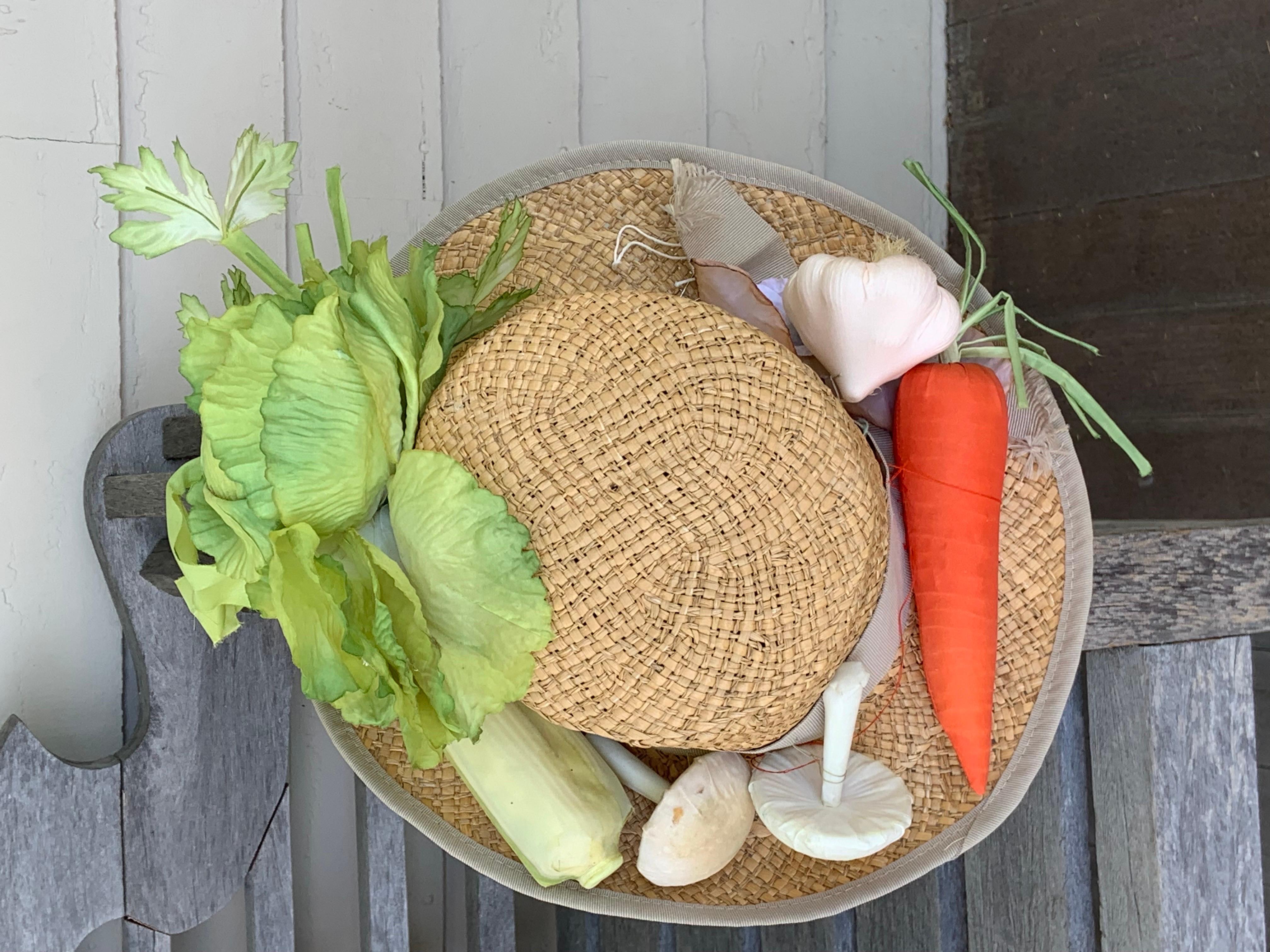 Italian Straw Hat with Silk Vegetables Retailed by Bloomingdale's In Excellent Condition For Sale In New Hope, PA