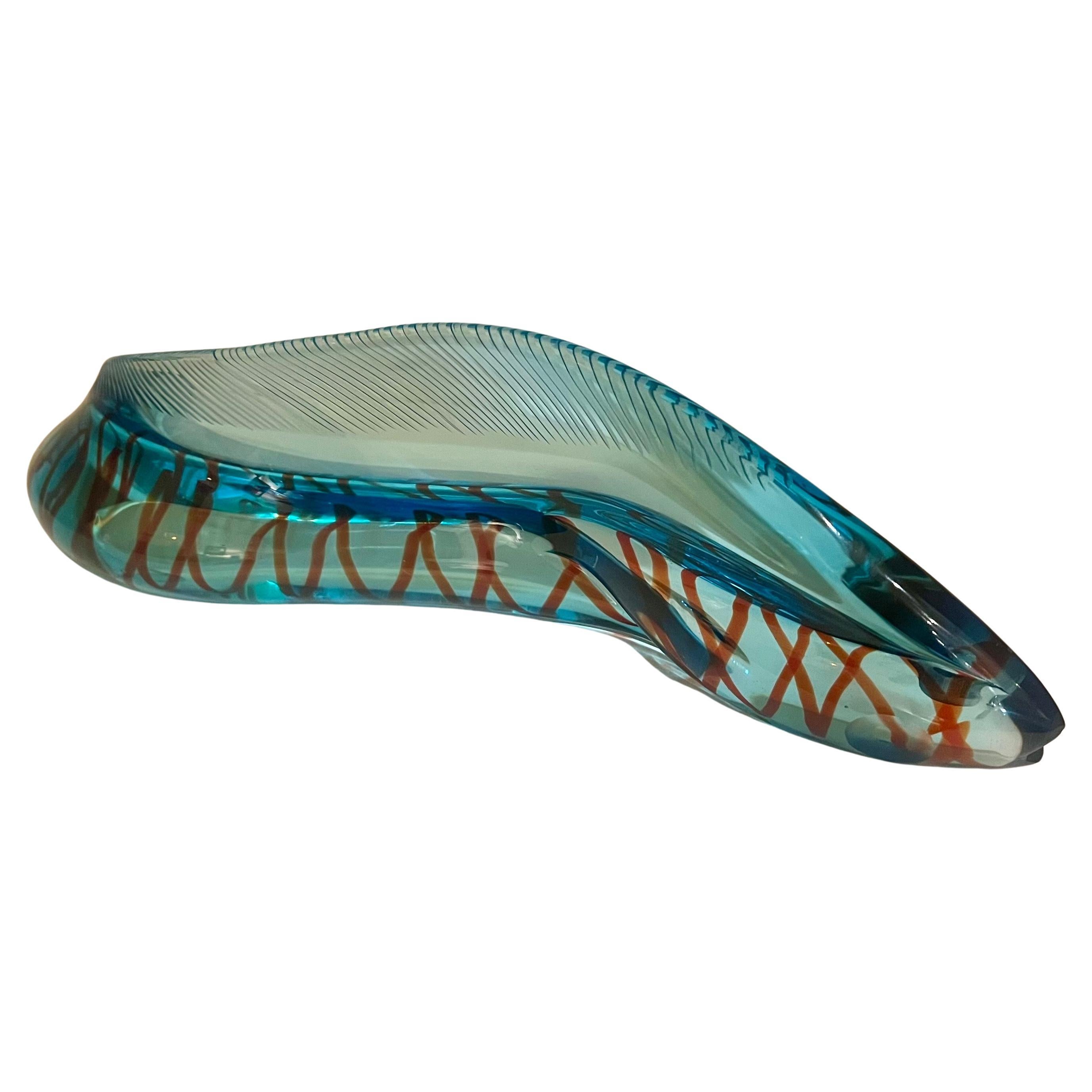 Gorgeous unique rare anguilla moving fish , circa 1970's Murano Italy exceptional color elegant piece excellent condition no chips cracks or scratches.