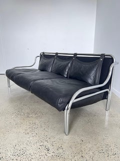 Italian “Stringa” Chrome and Leather Sofa by Gae Aulenti for Poltronova, 1969