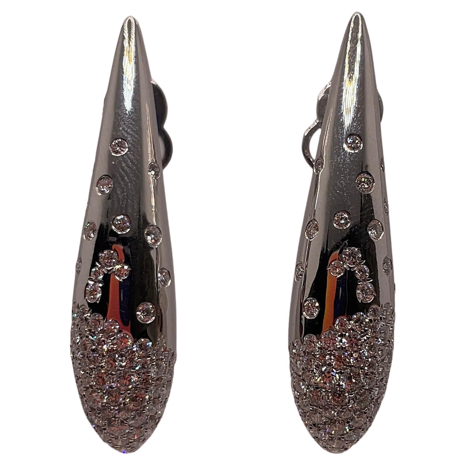 Pendientes de diamantes de oro blanco de 18 quilates estilo italiano