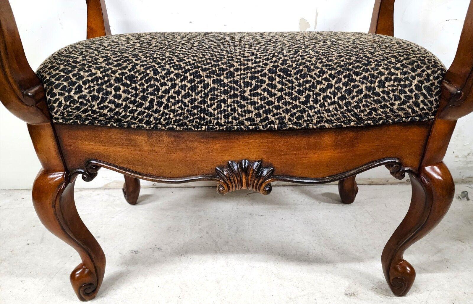 Italian Style Bench Leopard Fabric In Good Condition In Lake Worth, FL