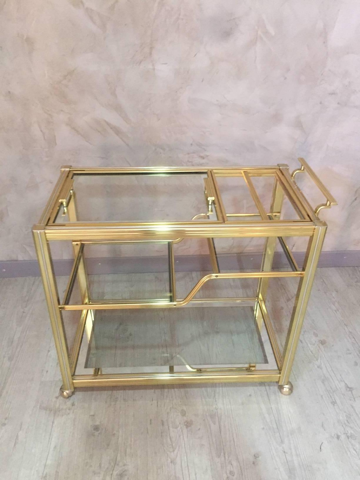 Italian Style Brass and Glass Rolling Dessert Table, 1970s In Good Condition In LEGNY, FR