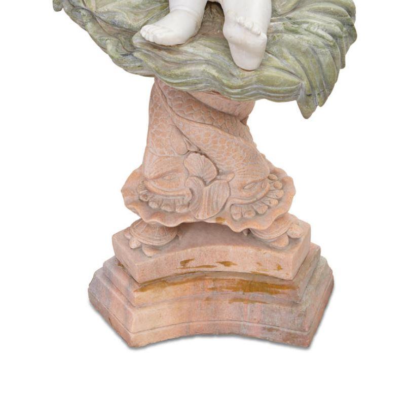 Statue en marbre sculptée à plusieurs niveaux de style italien Bon état - En vente à Cypress, CA
