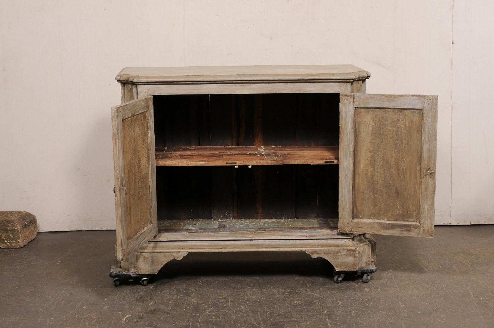 Italian-Style Carved Wood Credenza Cabinet w/Custom Finish For Sale 8