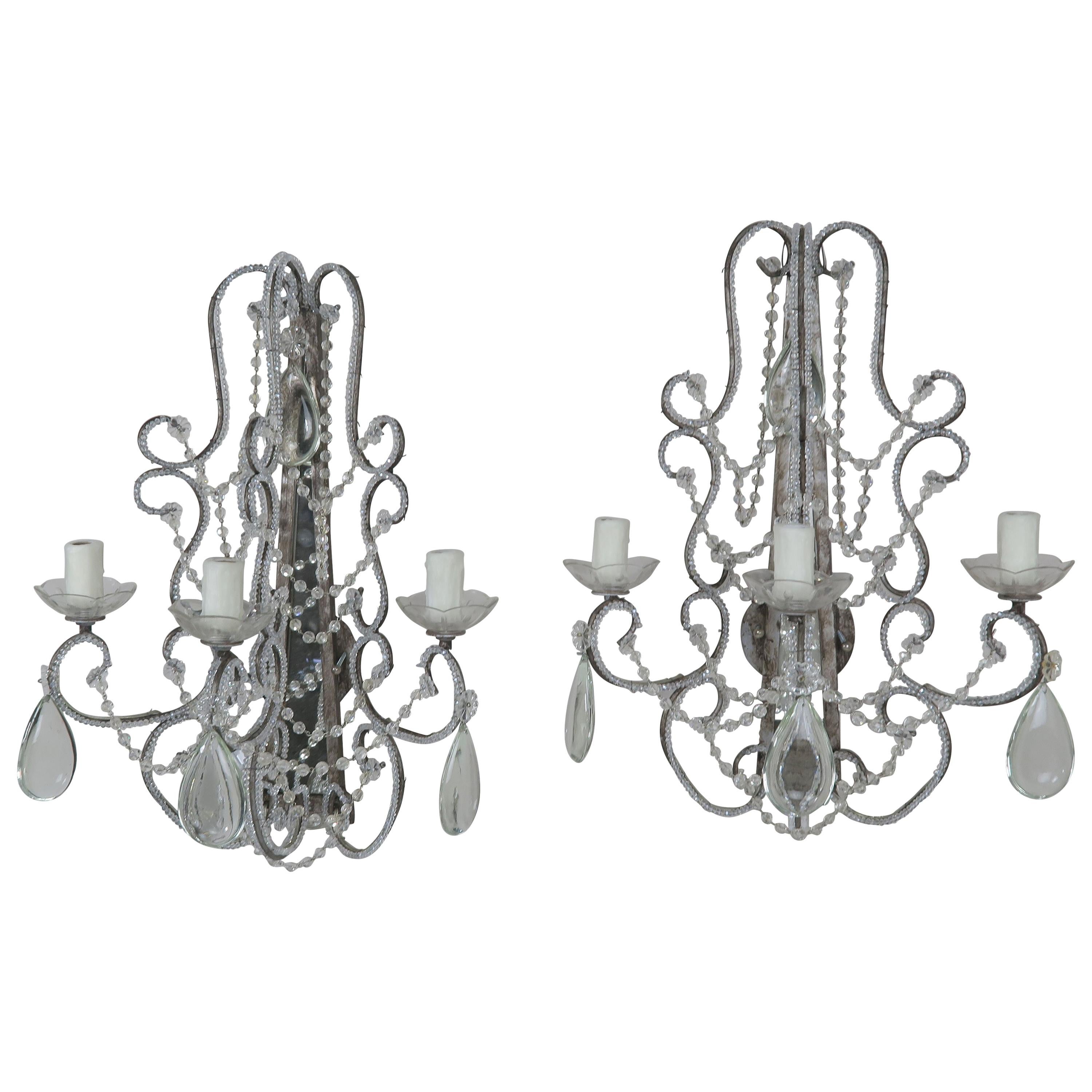 Ein Paar verspiegelte Wandleuchter aus Kristall mit Perlen im italienischen Stil