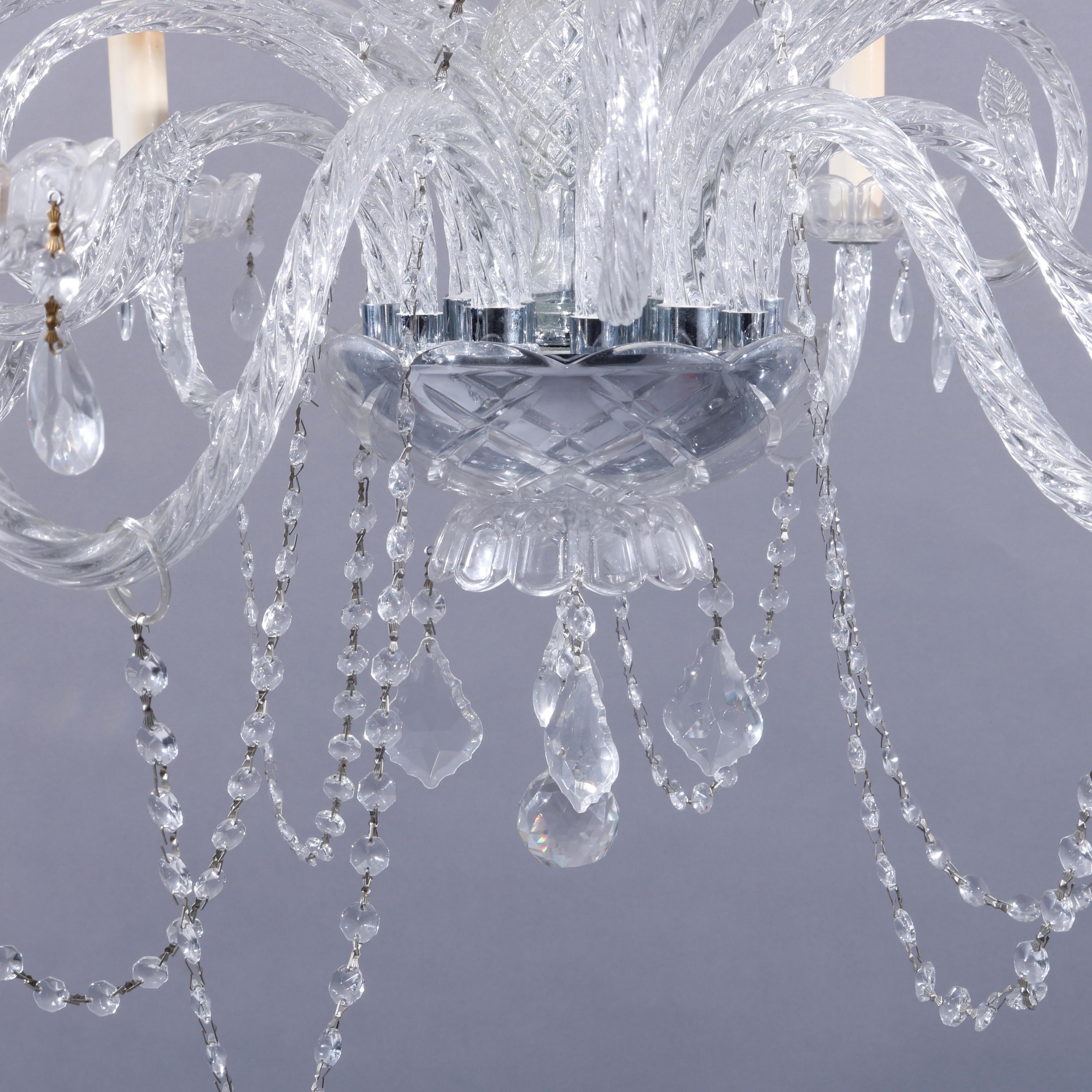 Lampadario a dodici luci in cristallo tagliato e cromo in stile italiano, 20° sec. in vendita 4