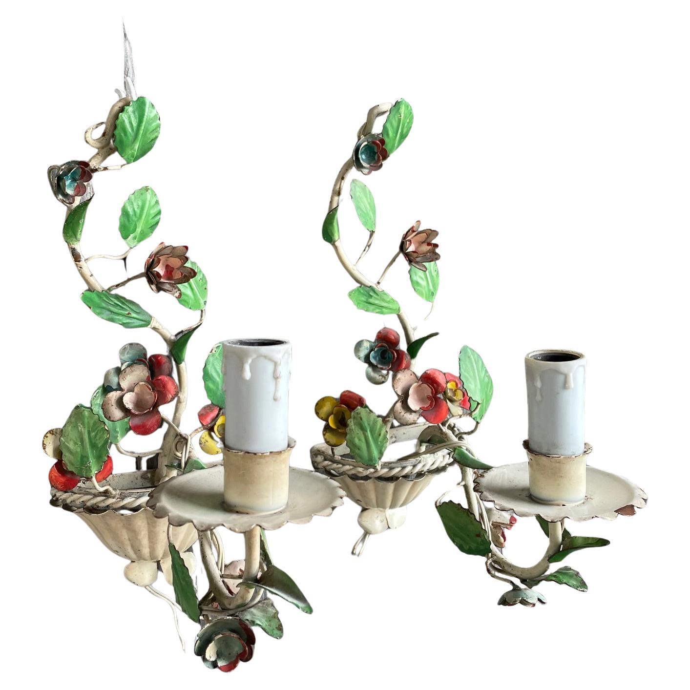 Lampada da parete a forma di fiore in stile italiano in vendita