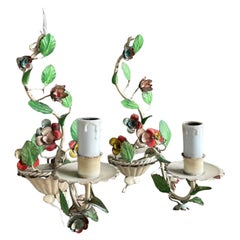Apliques y candelabros de metal