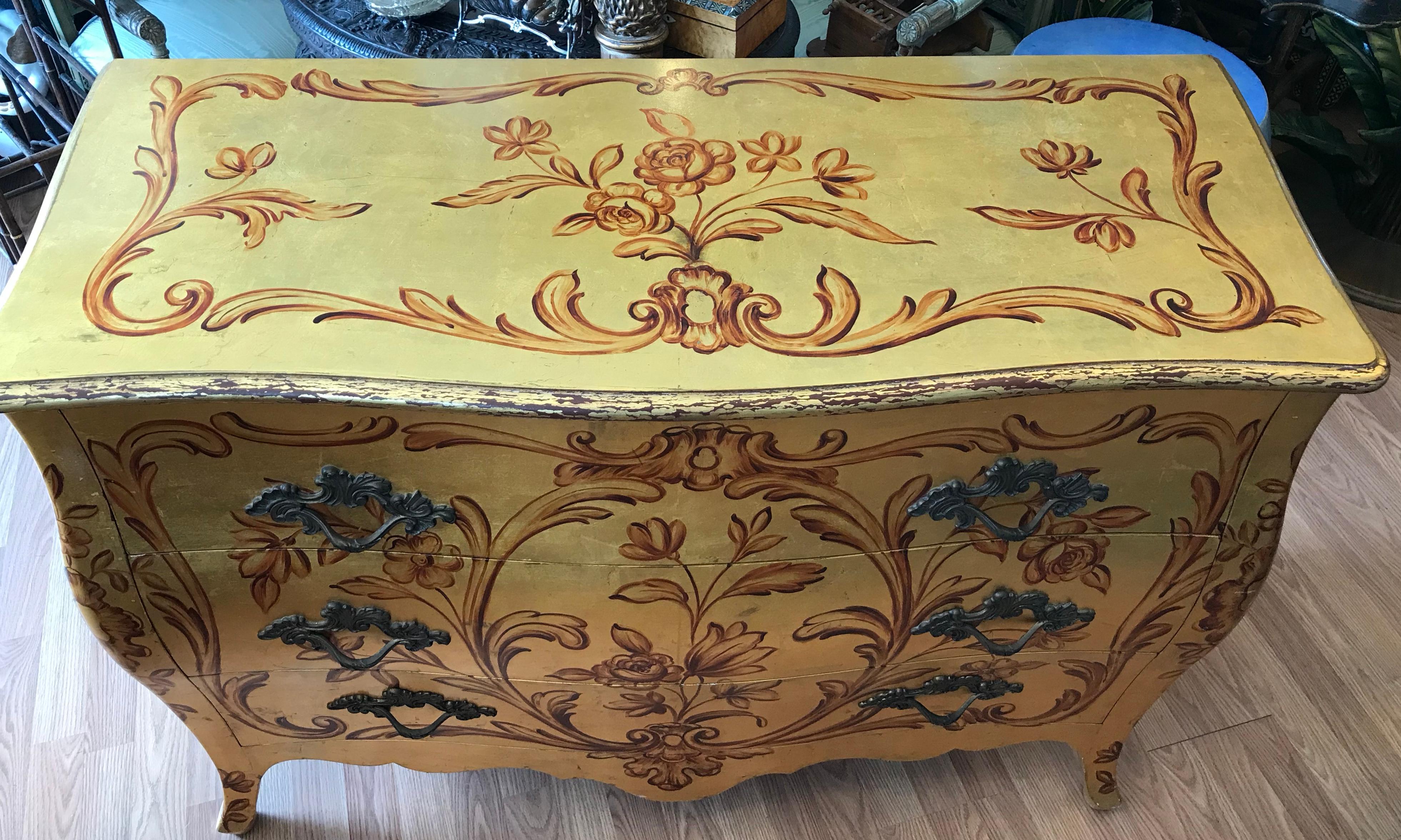 Lacquered Italian Style Gilt Bombe' Commode