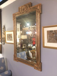 Italian Style Giltwood Mirror with Scallop Shell