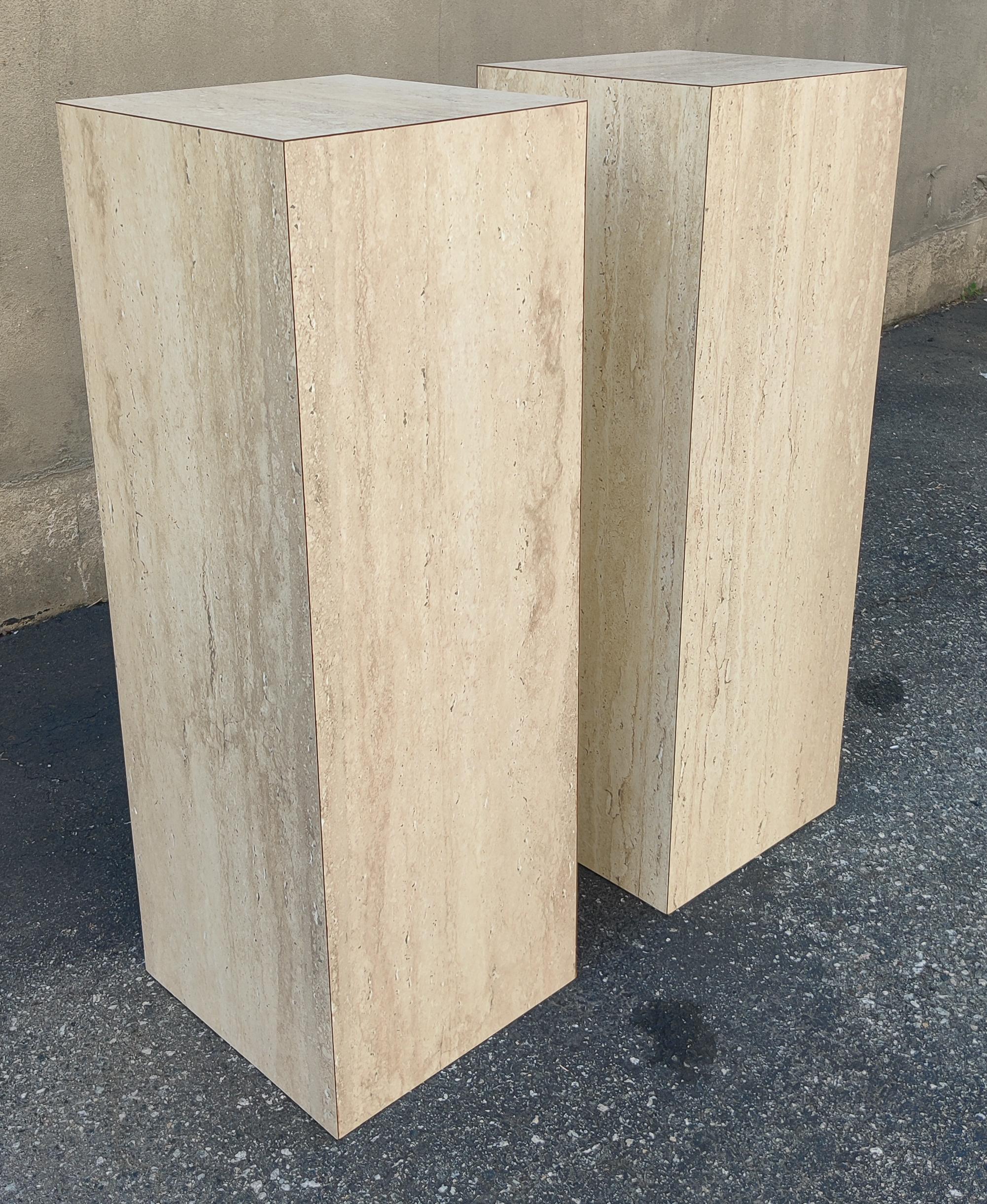 Italian Style Pair Large Pedestals Faux Travertine Laminate Post-Modern, 1980s In Good Condition In Philadelphia, PA