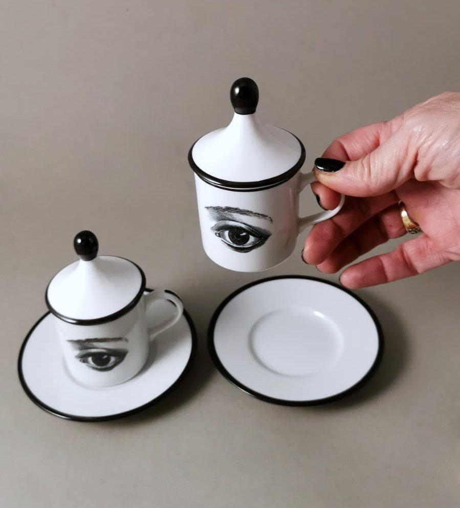 Coupes « Espresso » en porcelaine blanche de style italien avec décoration en céramique noire en vente 9