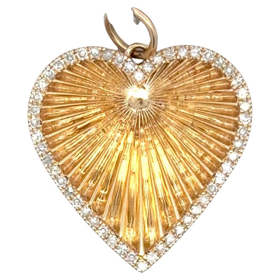Pendentif italien en or jaune 14 carats avec diamants en forme de cœur de 0,35 carat