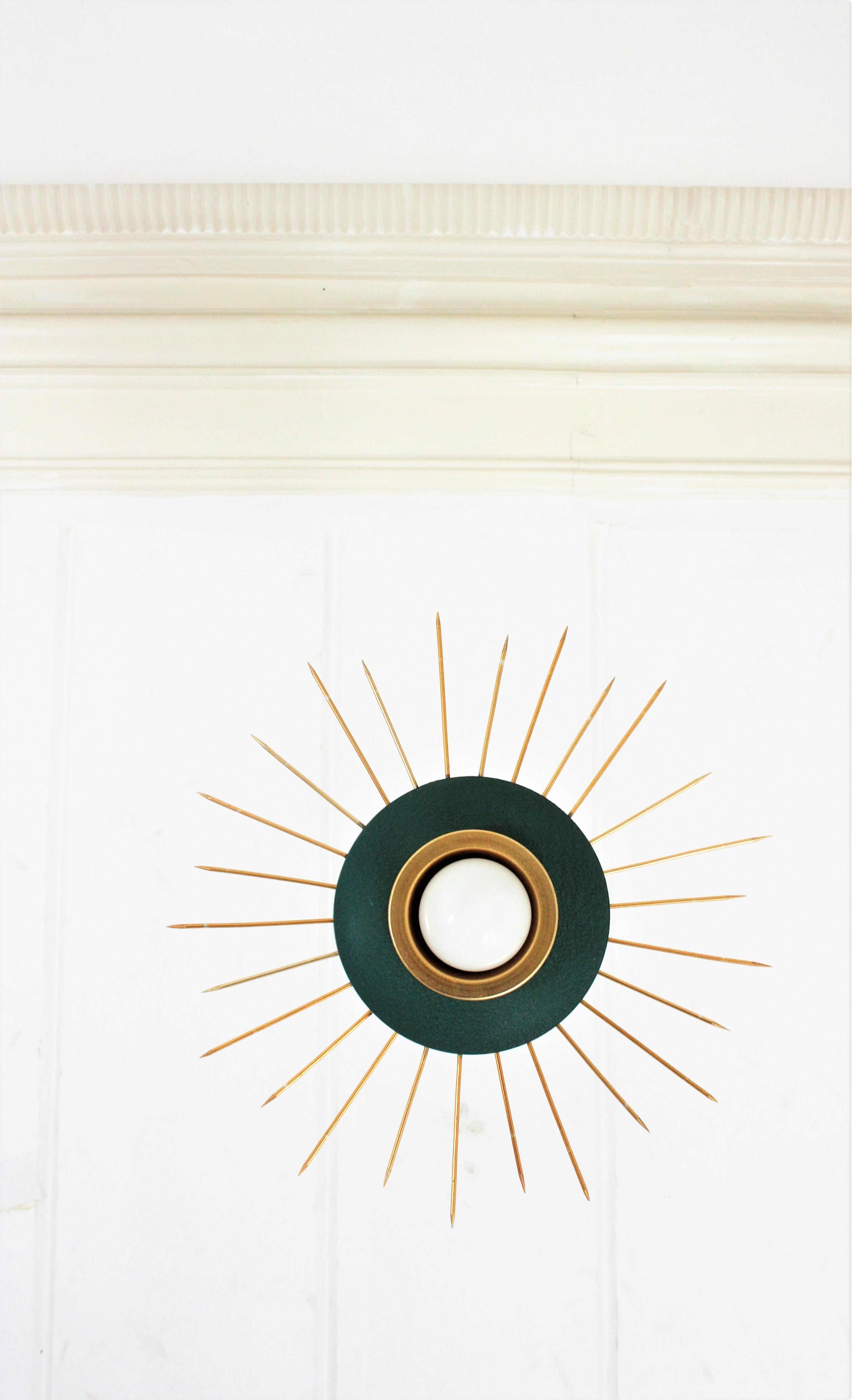 Italian 1950s Sunburst Flush Mount Pendant Light in Green Metal and Brass In Good Condition For Sale In Barcelona, ES