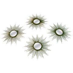 Italienischer vergoldeter Metallspiegel mit Sonnenschliff (vier Stück erhältlich)