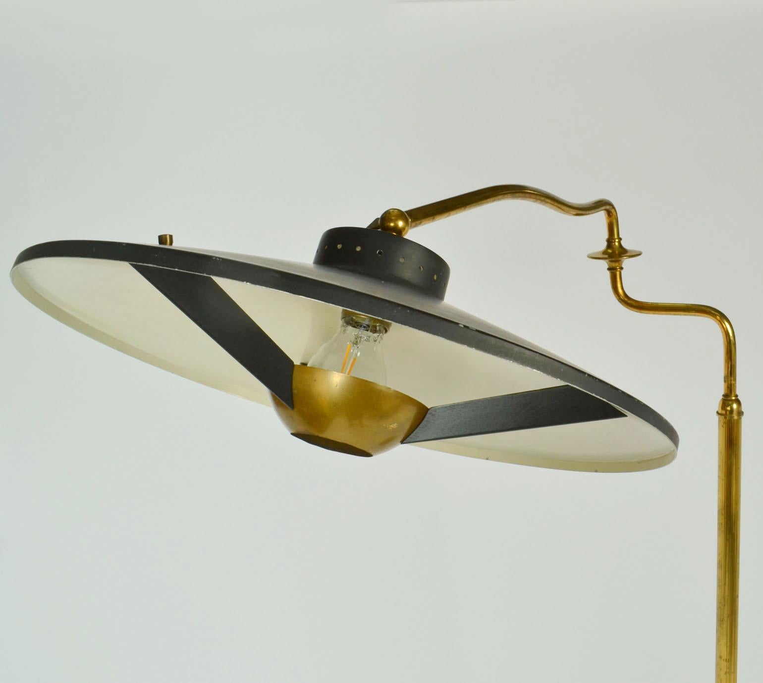 Italian Swing Arm Brass Floor Lamp, Original Black Shade, 1950's Stilnovo Style In Excellent Condition For Sale In London, GB